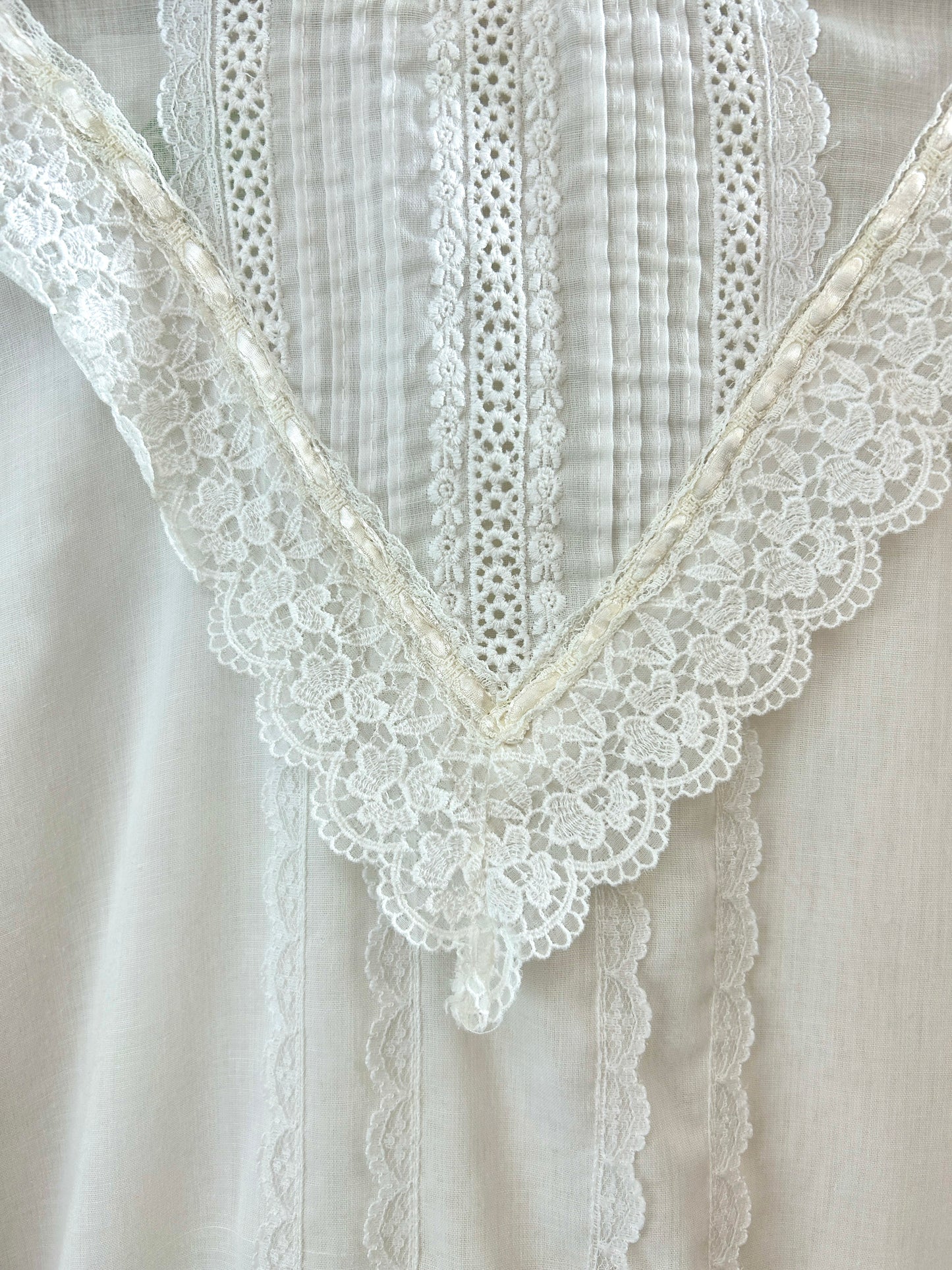 '70sVintage White Blouse 〜GUNNIES〜 [I30321]
