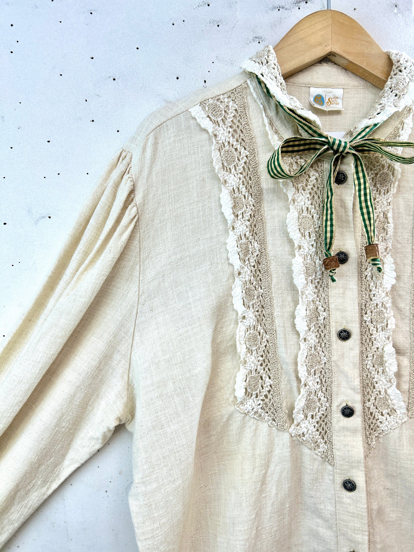 Vintage Tyrol Blouse  [A31295]