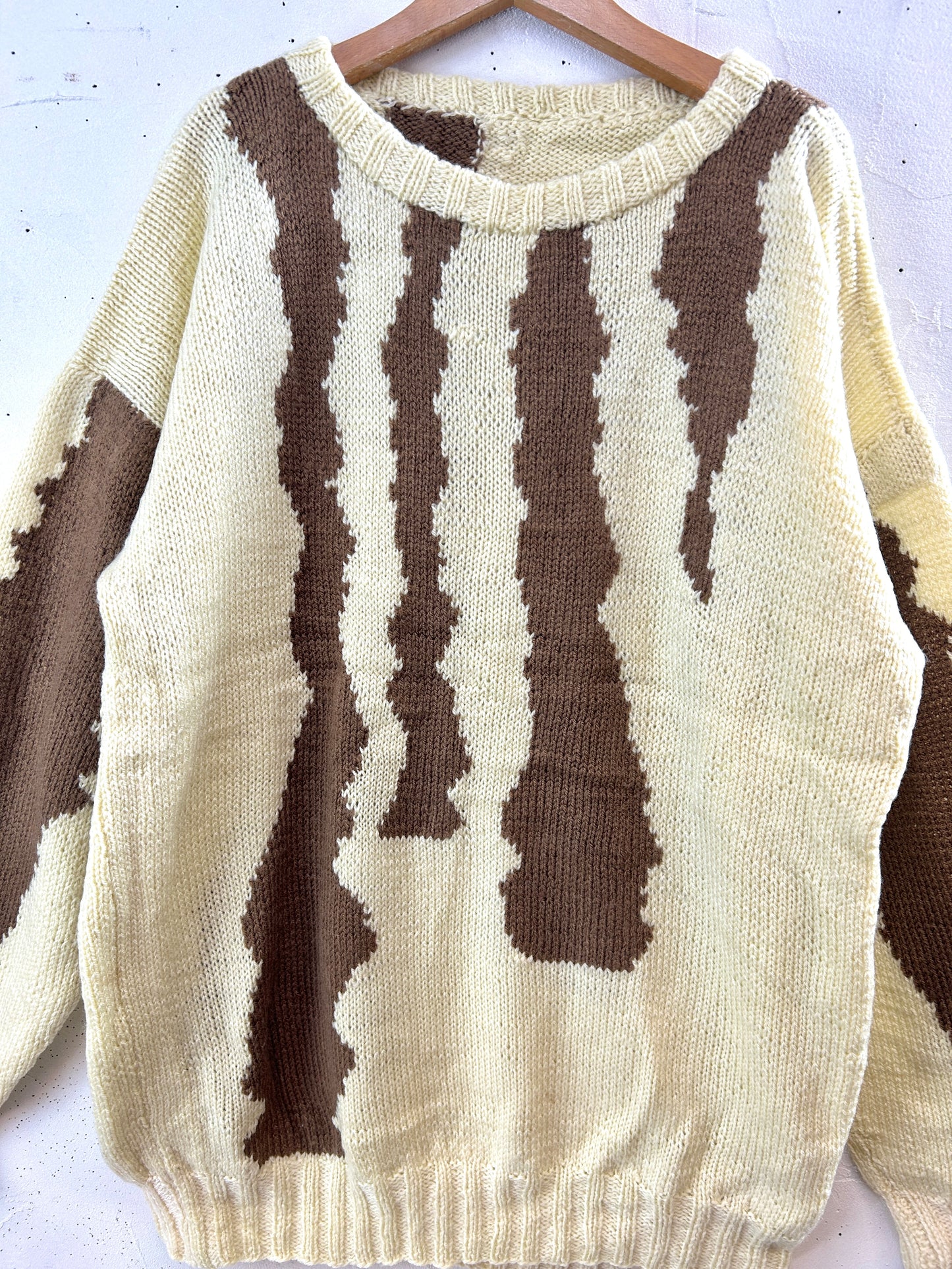 Vintage Hand Knit Sweater [J30522]