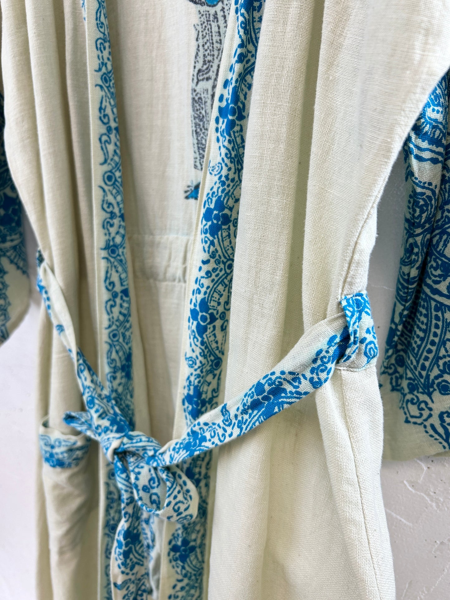 Vintage Oriental Gown [H30948]