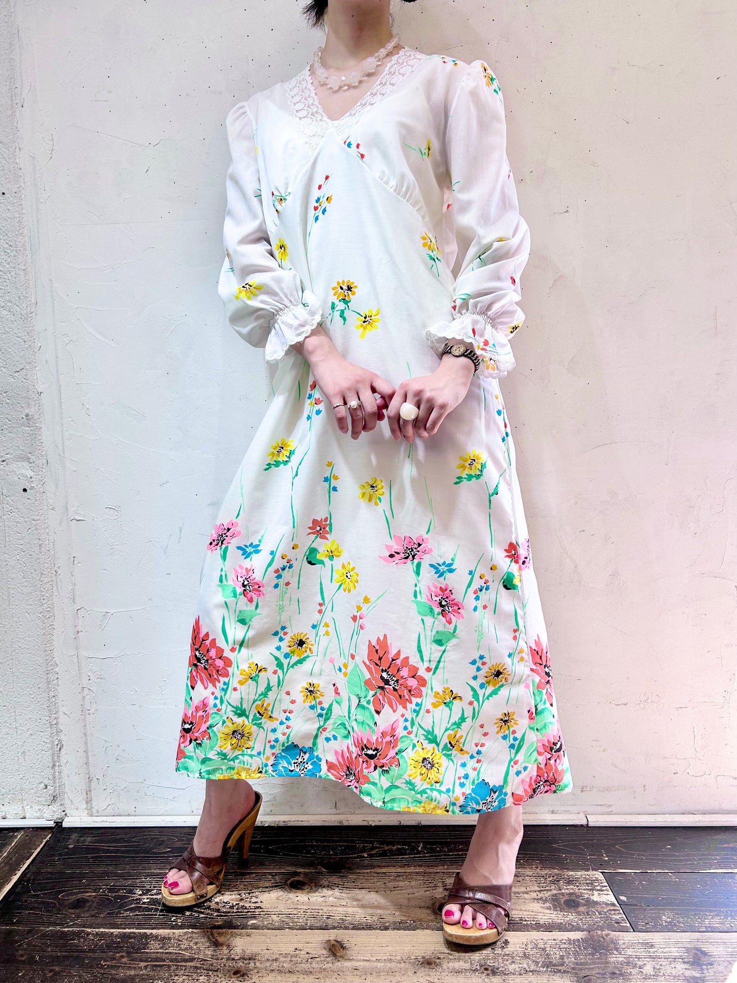 Vintage Flower Dress [H24695]