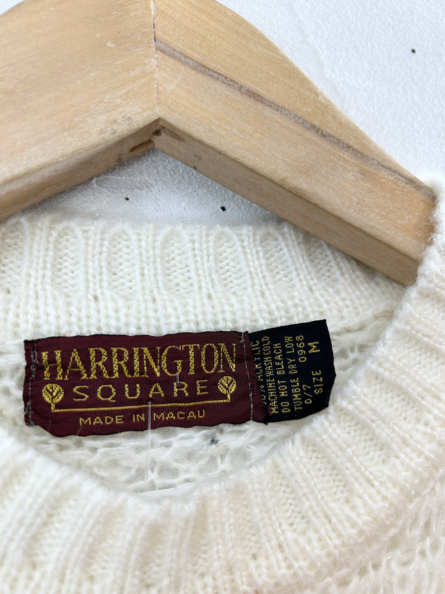 Vintage Knit Sweater [J30426]