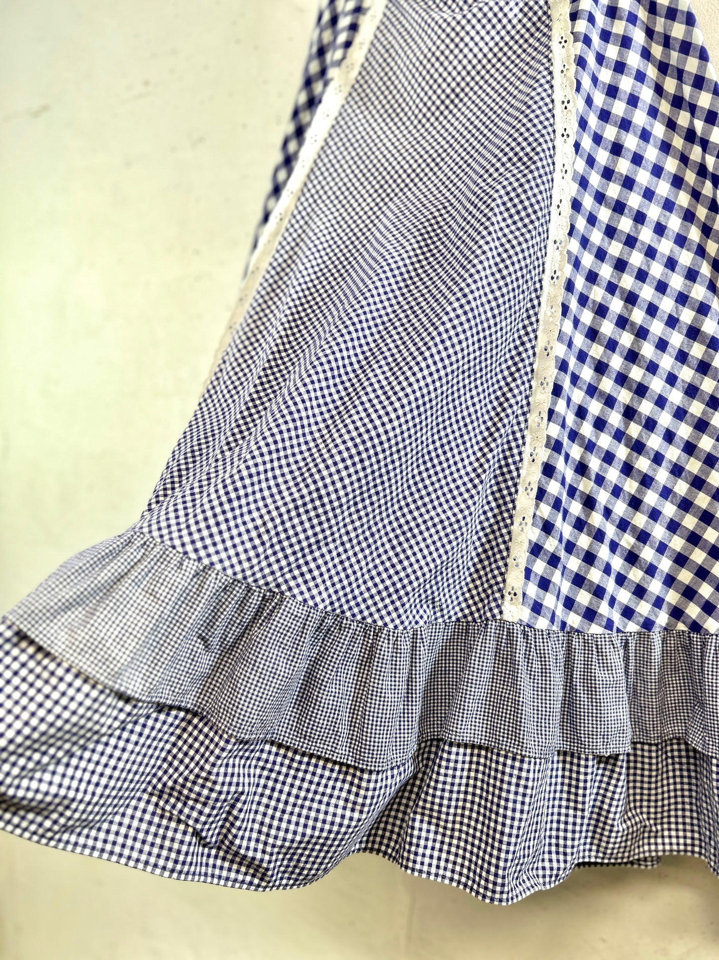 Vintage Tired Skirt MADE IN WESTERN GERMANY [A31289]