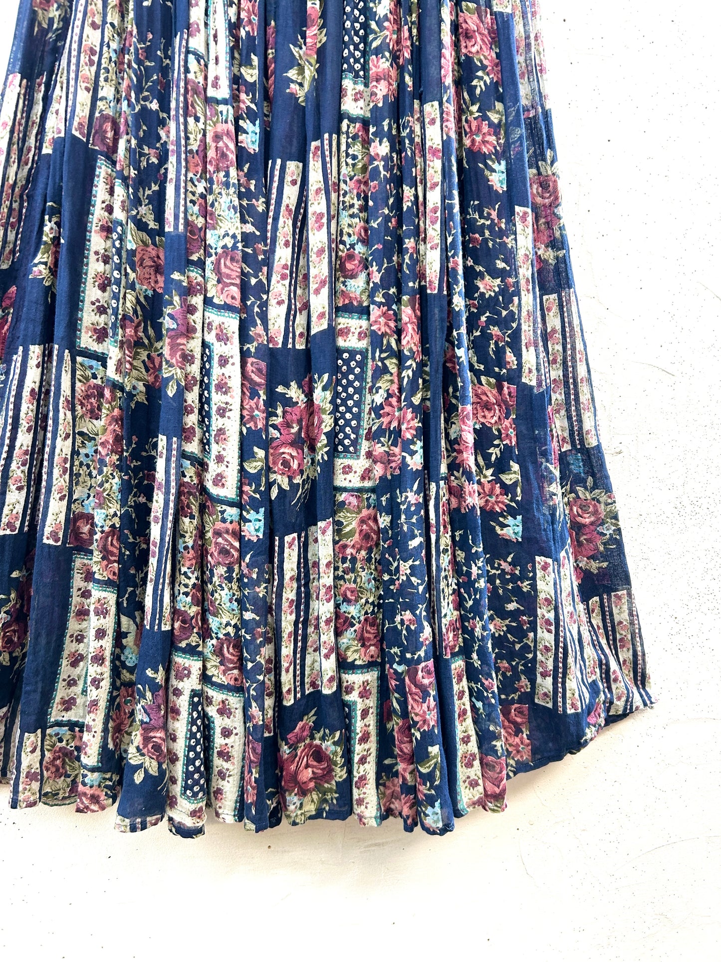 Vintage Skirt  MADE IN INDIA [G32912]