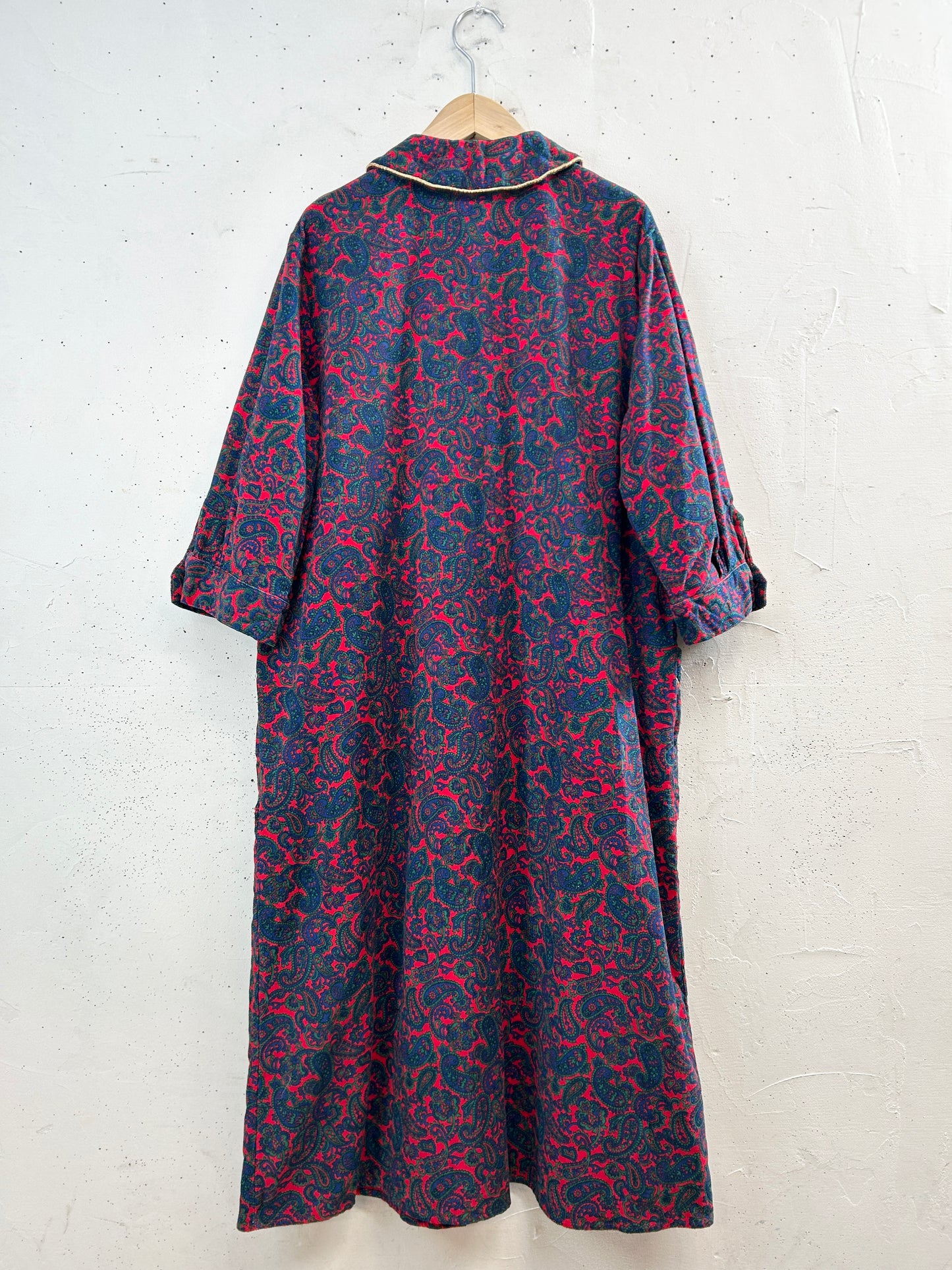 Vintage Gown [A31365]