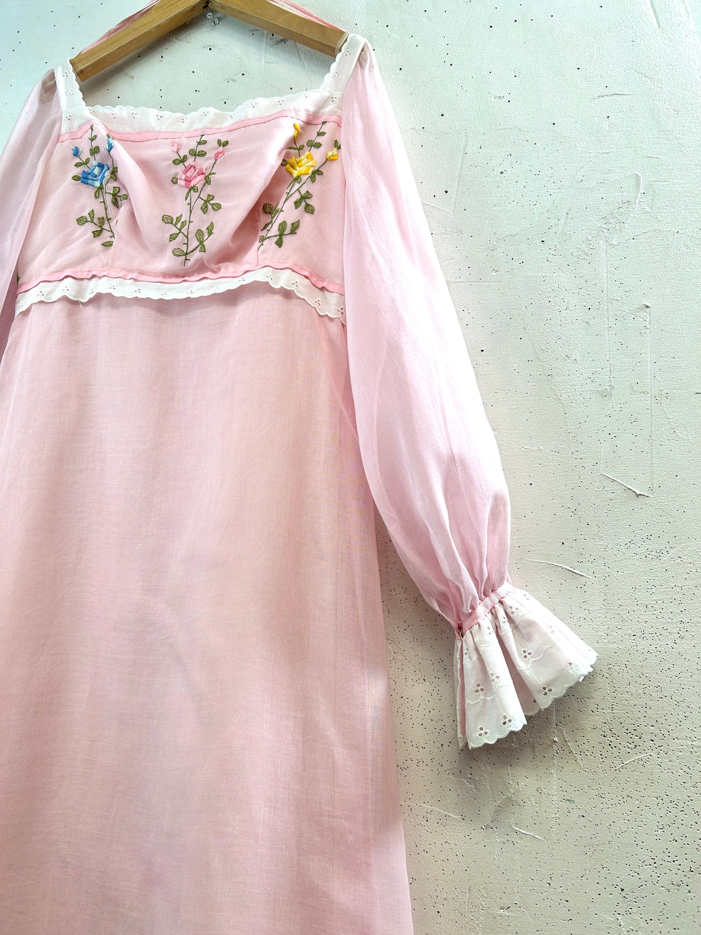 '70s Vintage Dress [E32546]