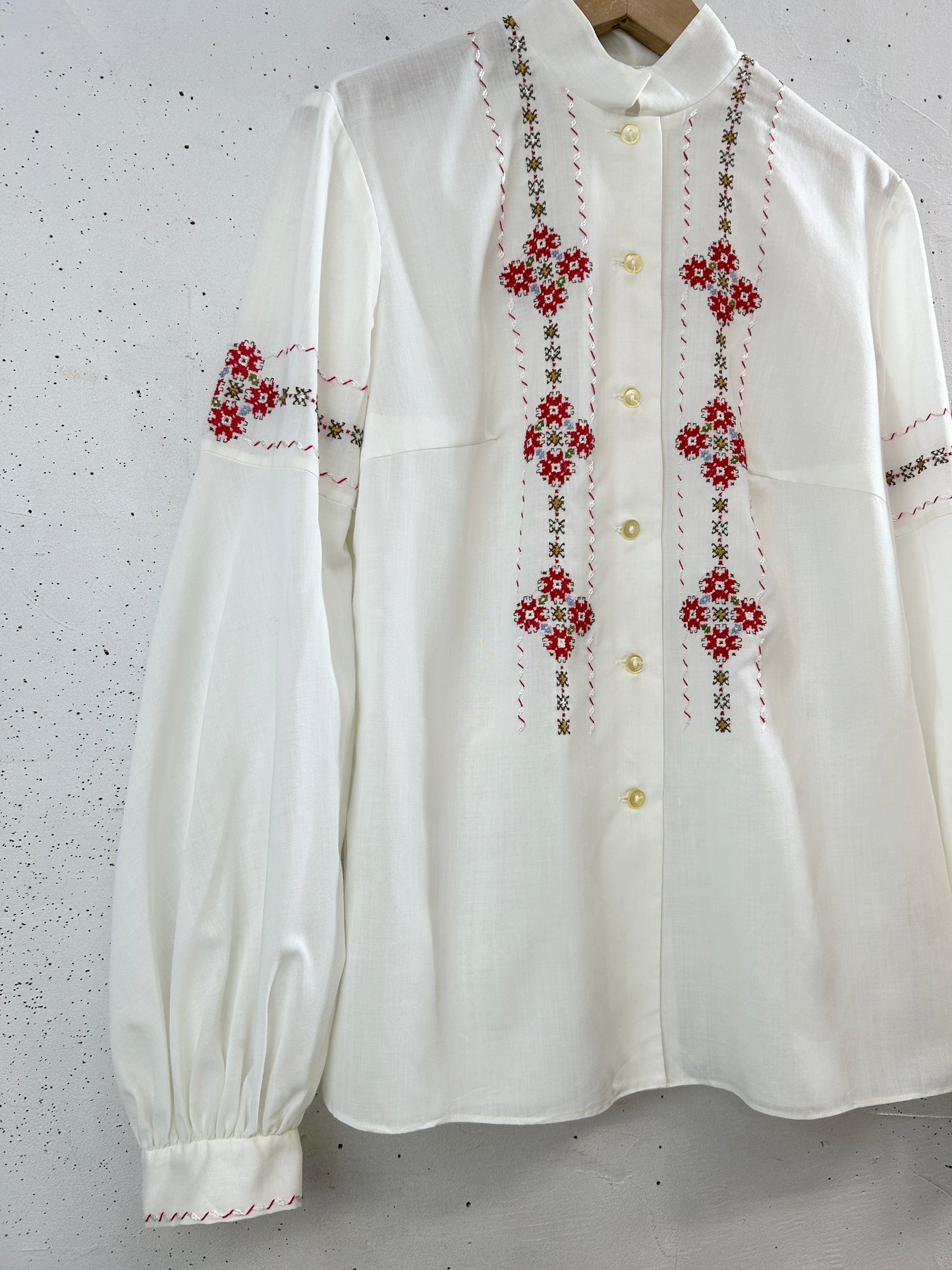 Vintage Embroidery Blouse [F32616]