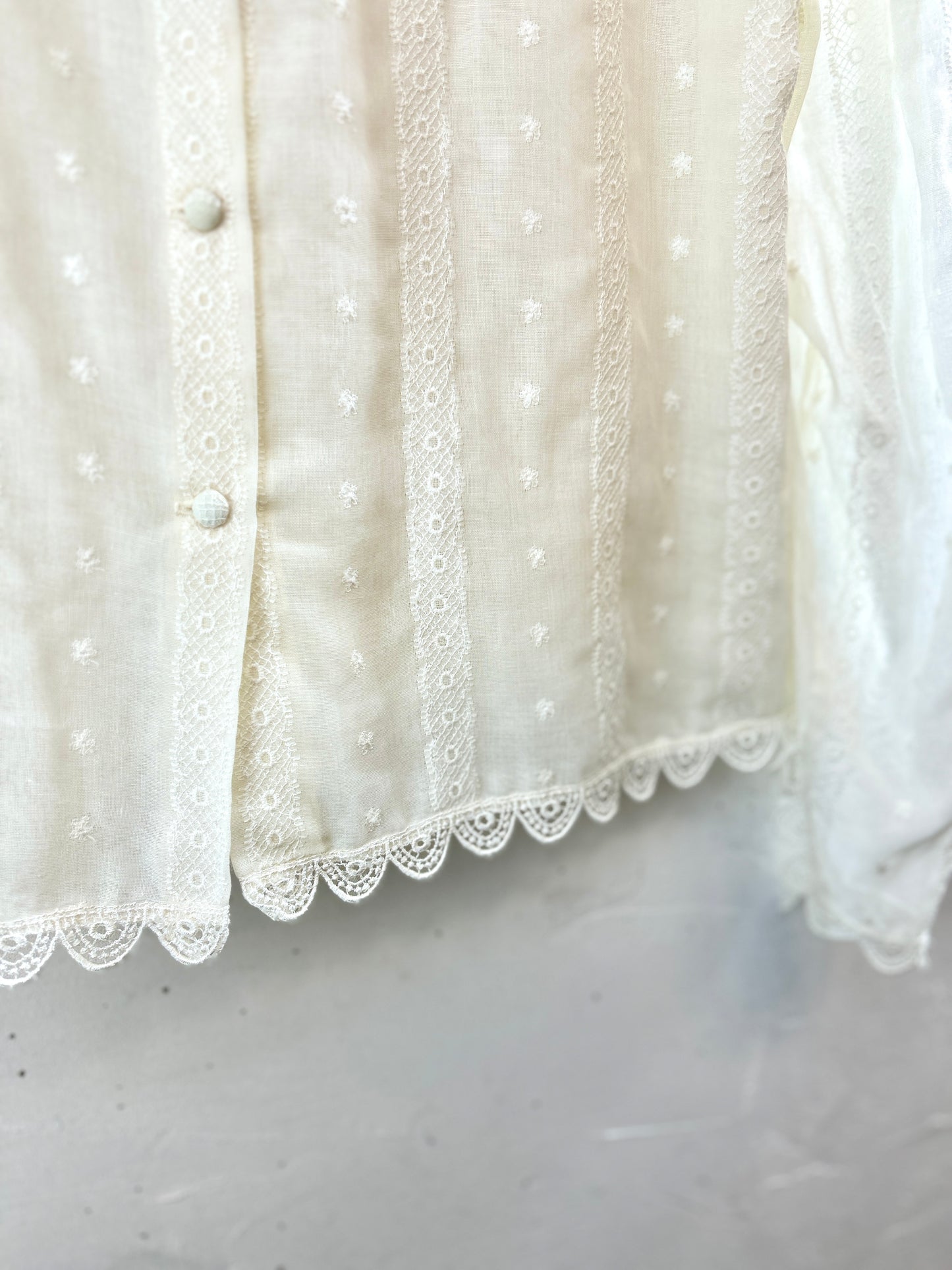 Vintage White Blouse [I30182]