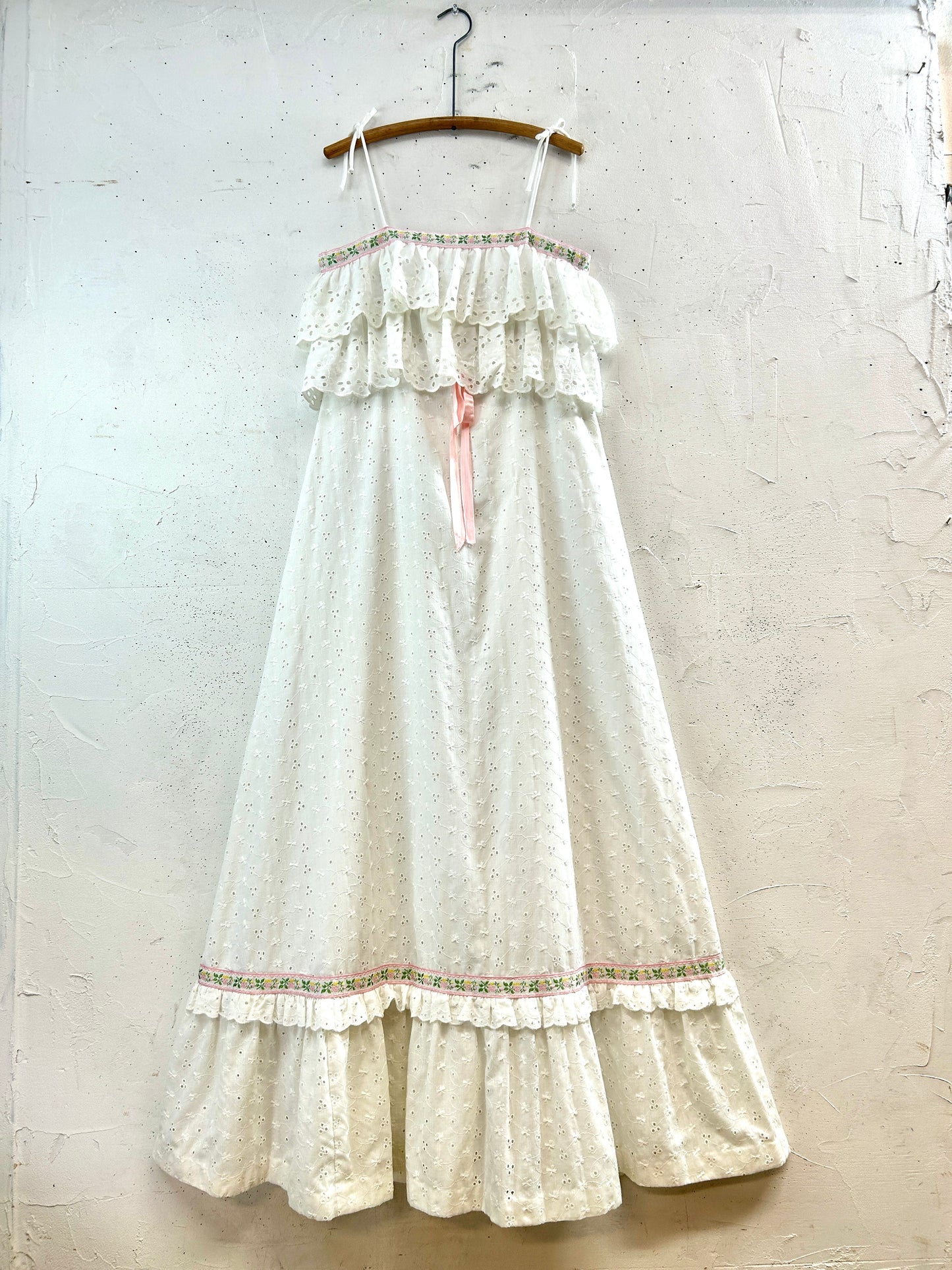 Vintage White Dress [G33099]