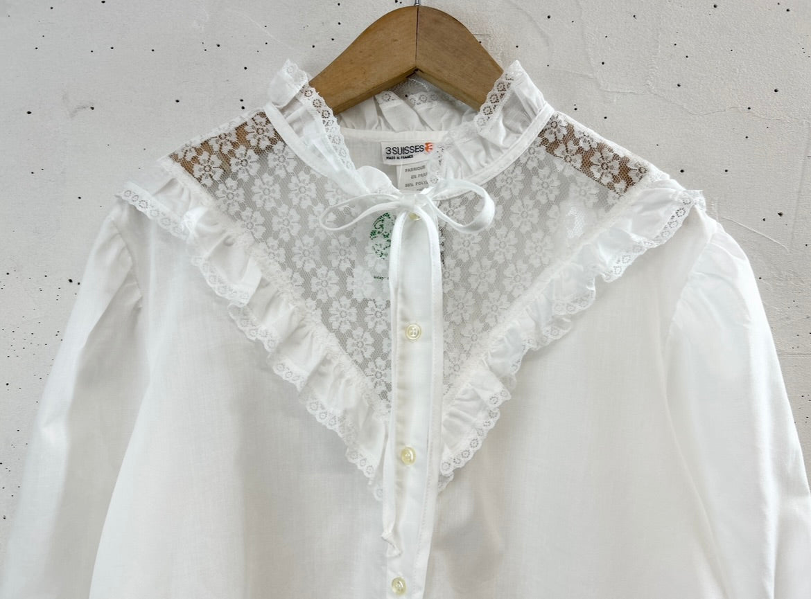 Vintage White Blouse [E32317]