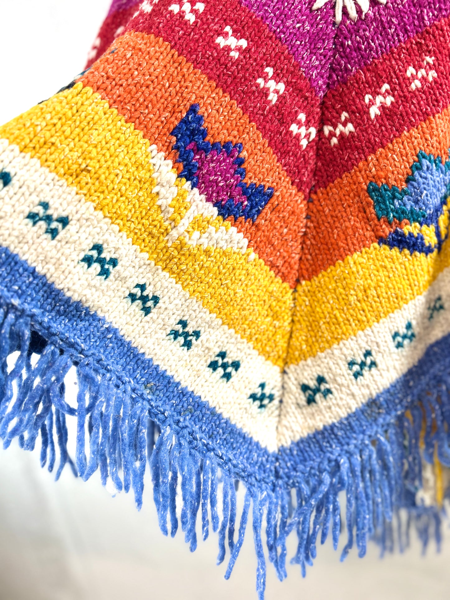 Vintage Knit Poncho [K30734]