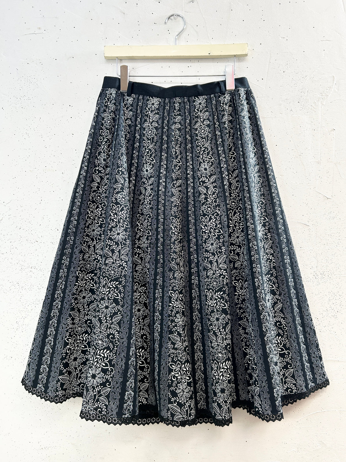 Vintage Tyrol Skirt [J34336]