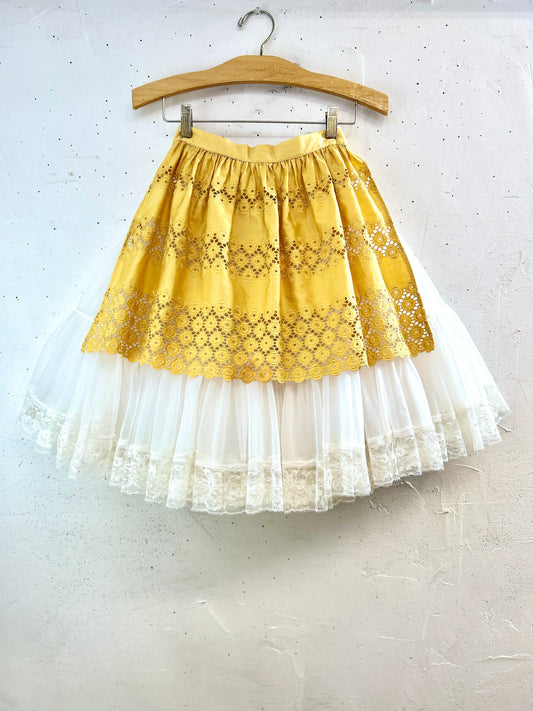 Vintage Apron [B31711]