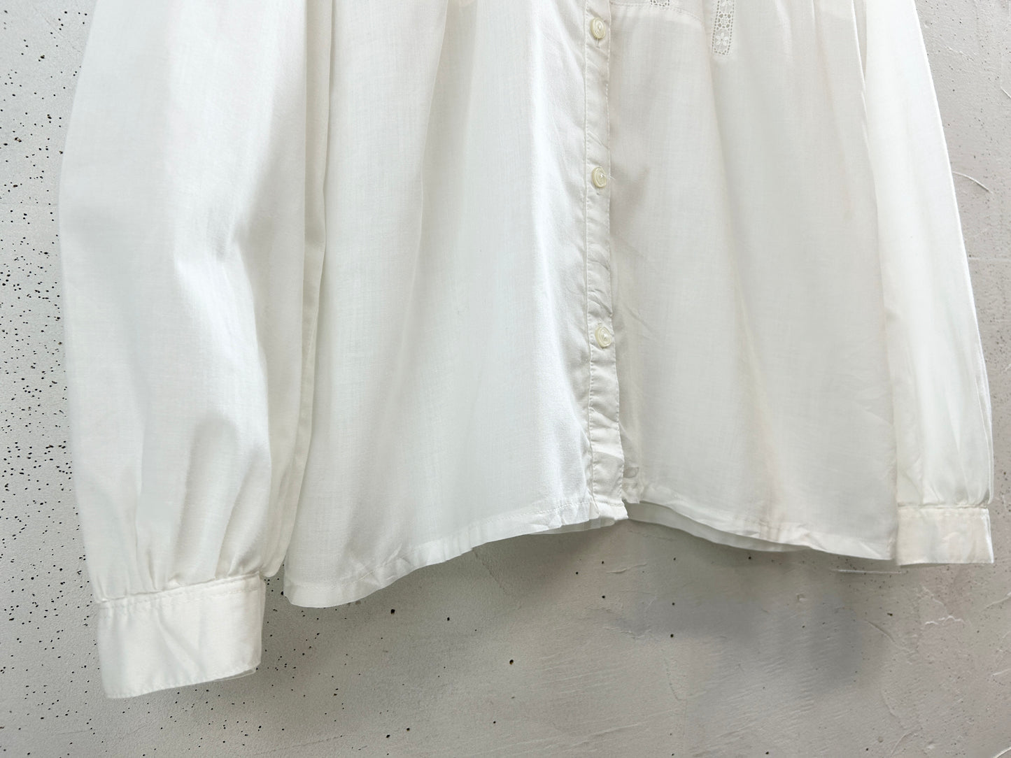 Vintage White Blouse [G32992]