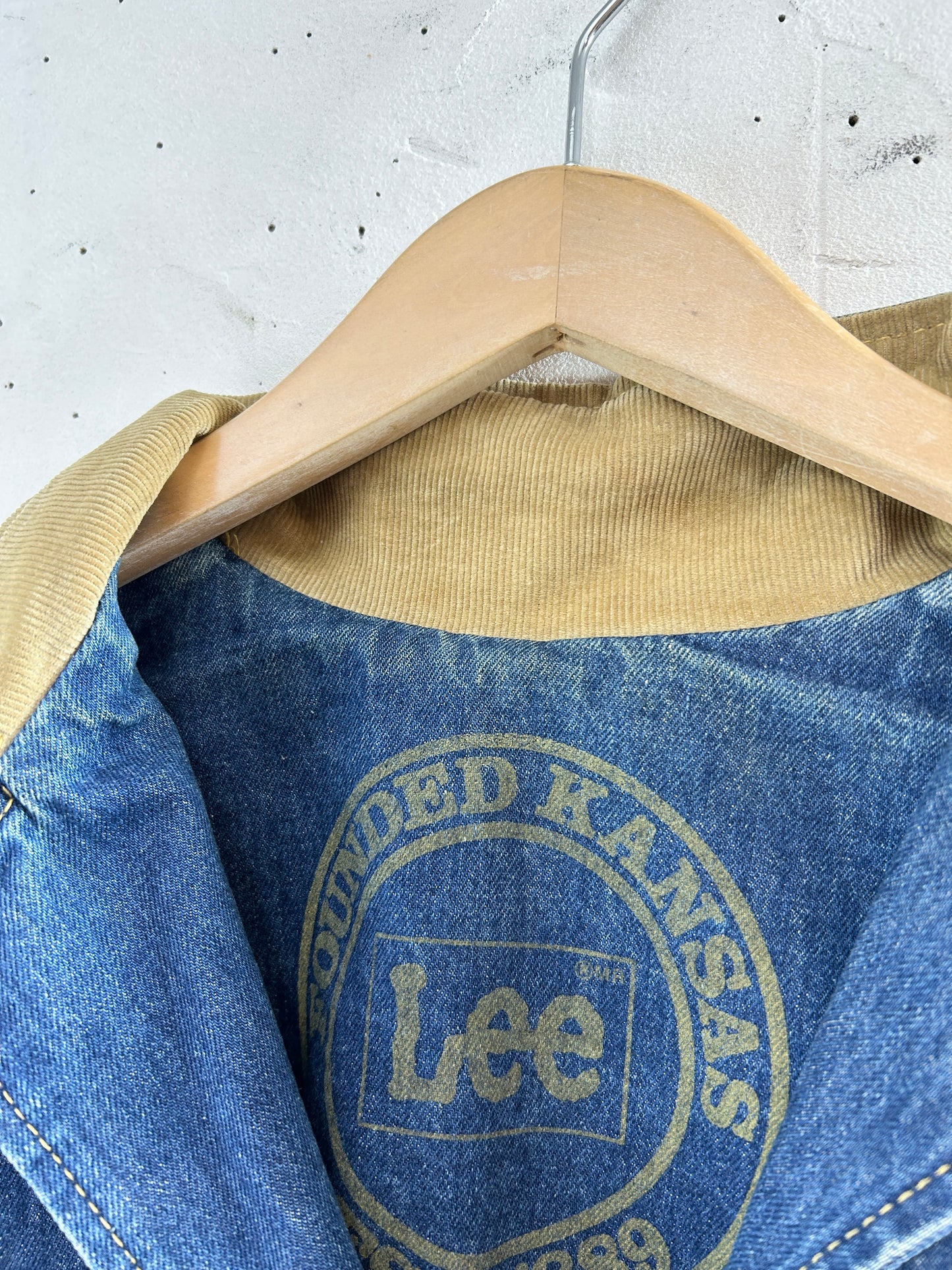 Vintage Denim Jacket 〜Lee〜 [J30576]