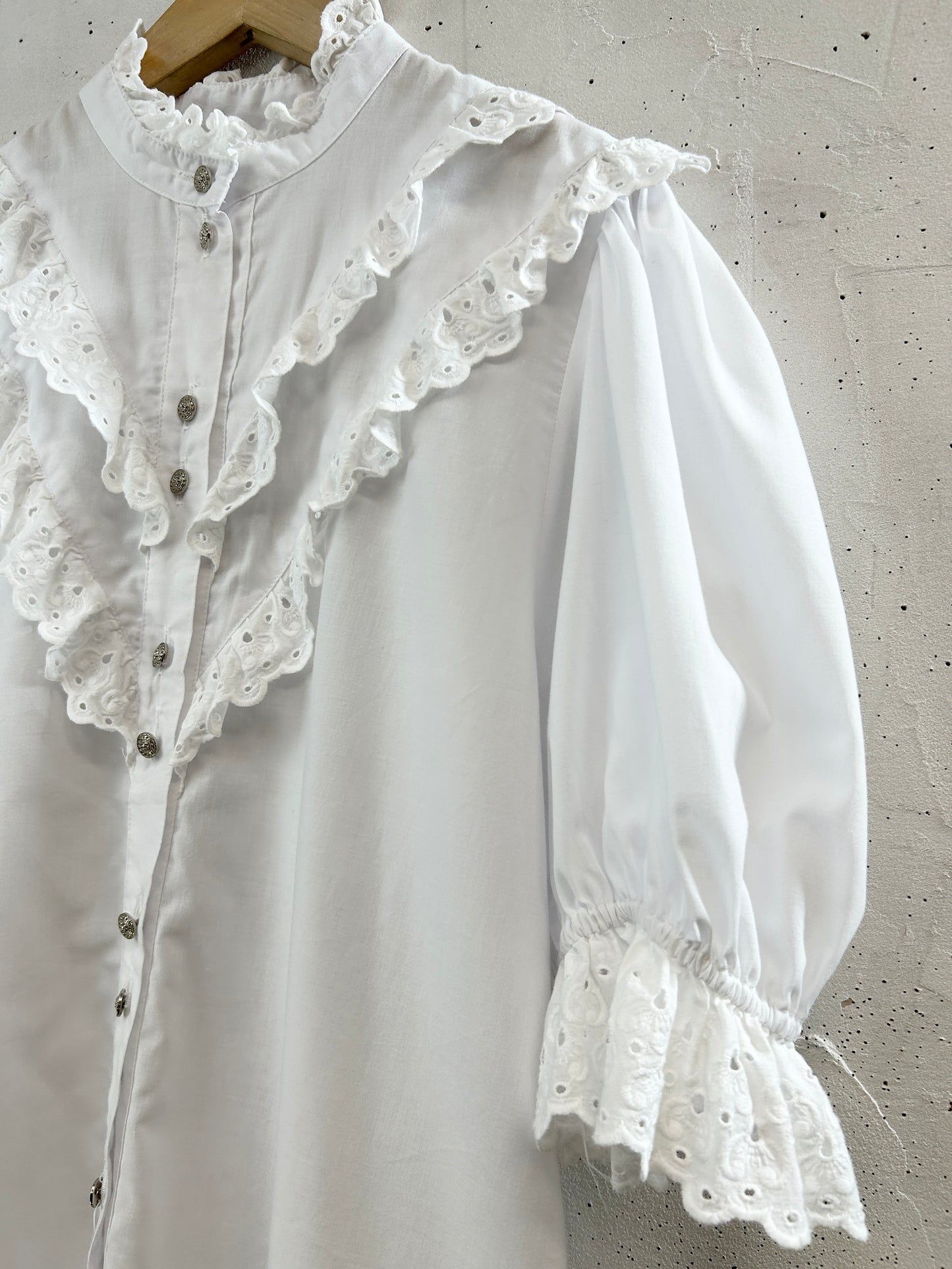 Vintage Tyrol Blouse [G32989]