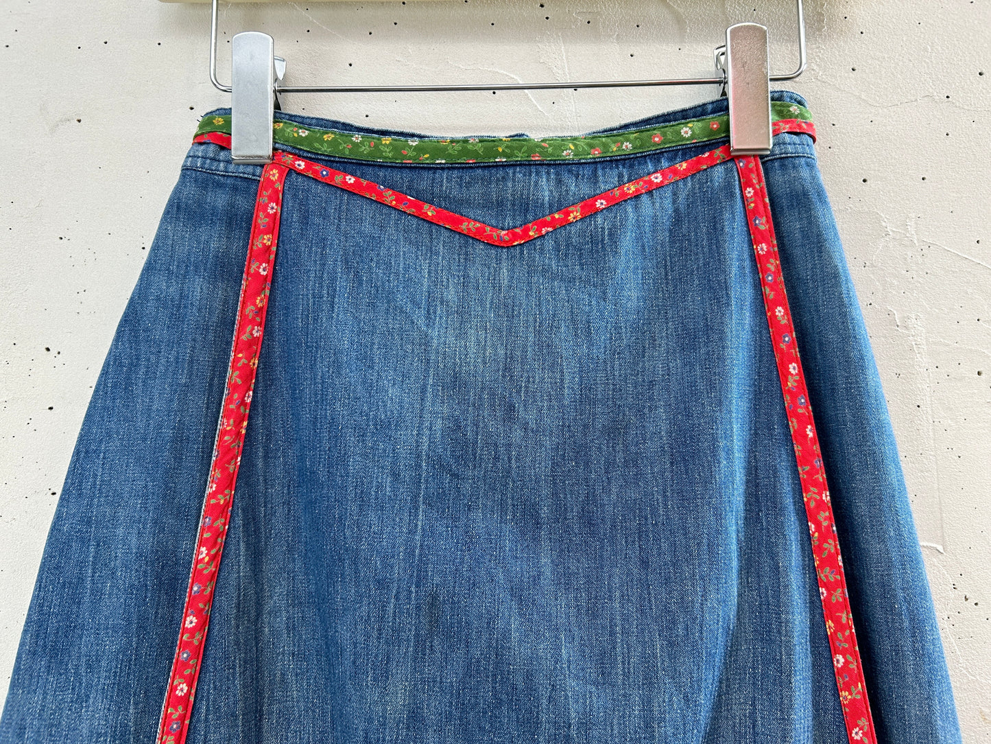 Vintage Denim Skirt [G33227]