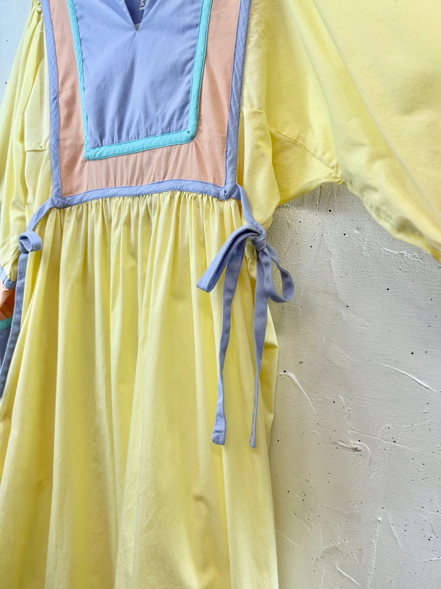 '70s Vintage Dress [G30734]
