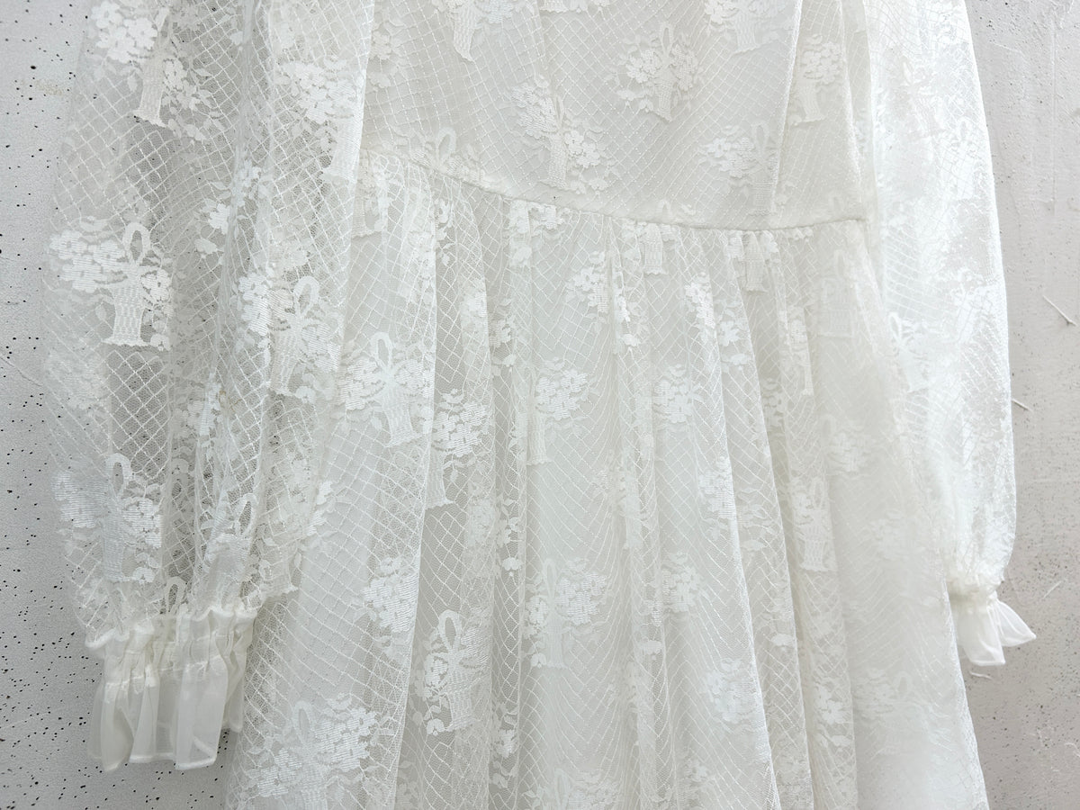 Vintage White Lace Dress [I33820]