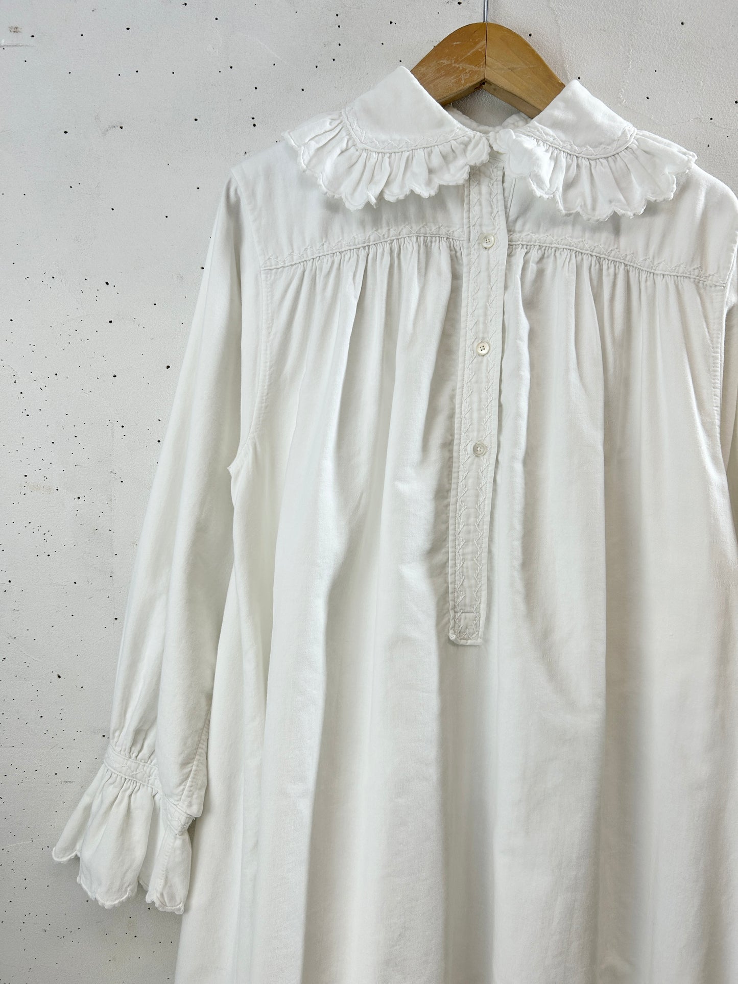 Vintage White Dress [H30833]