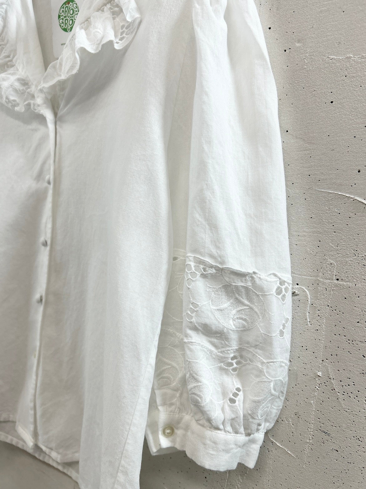 Vintage White Blouse [D32076]