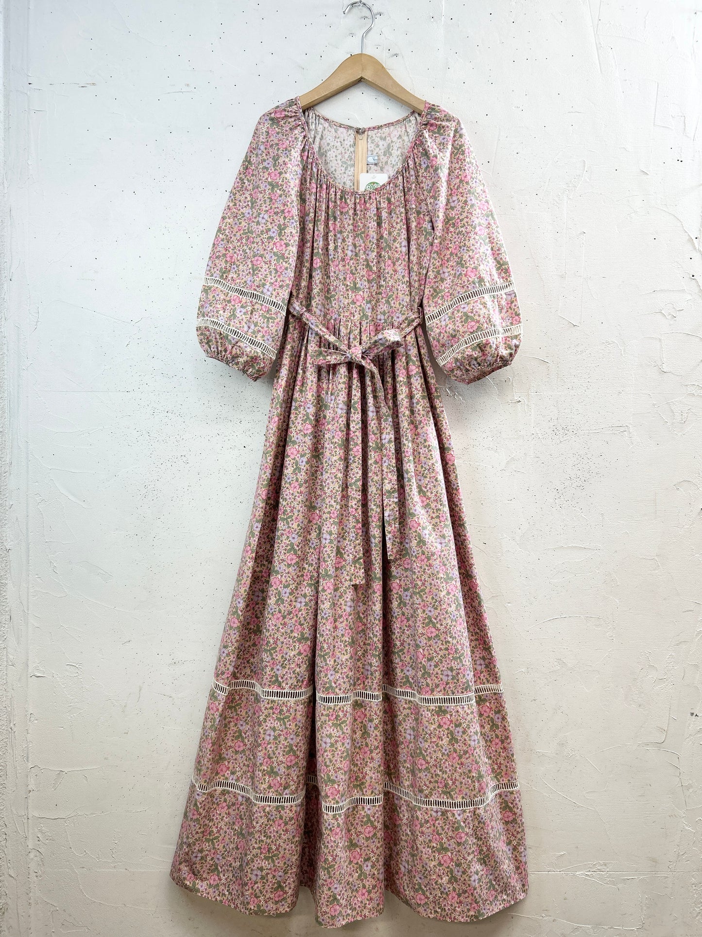 '70s Vintage Dress [F32570]
