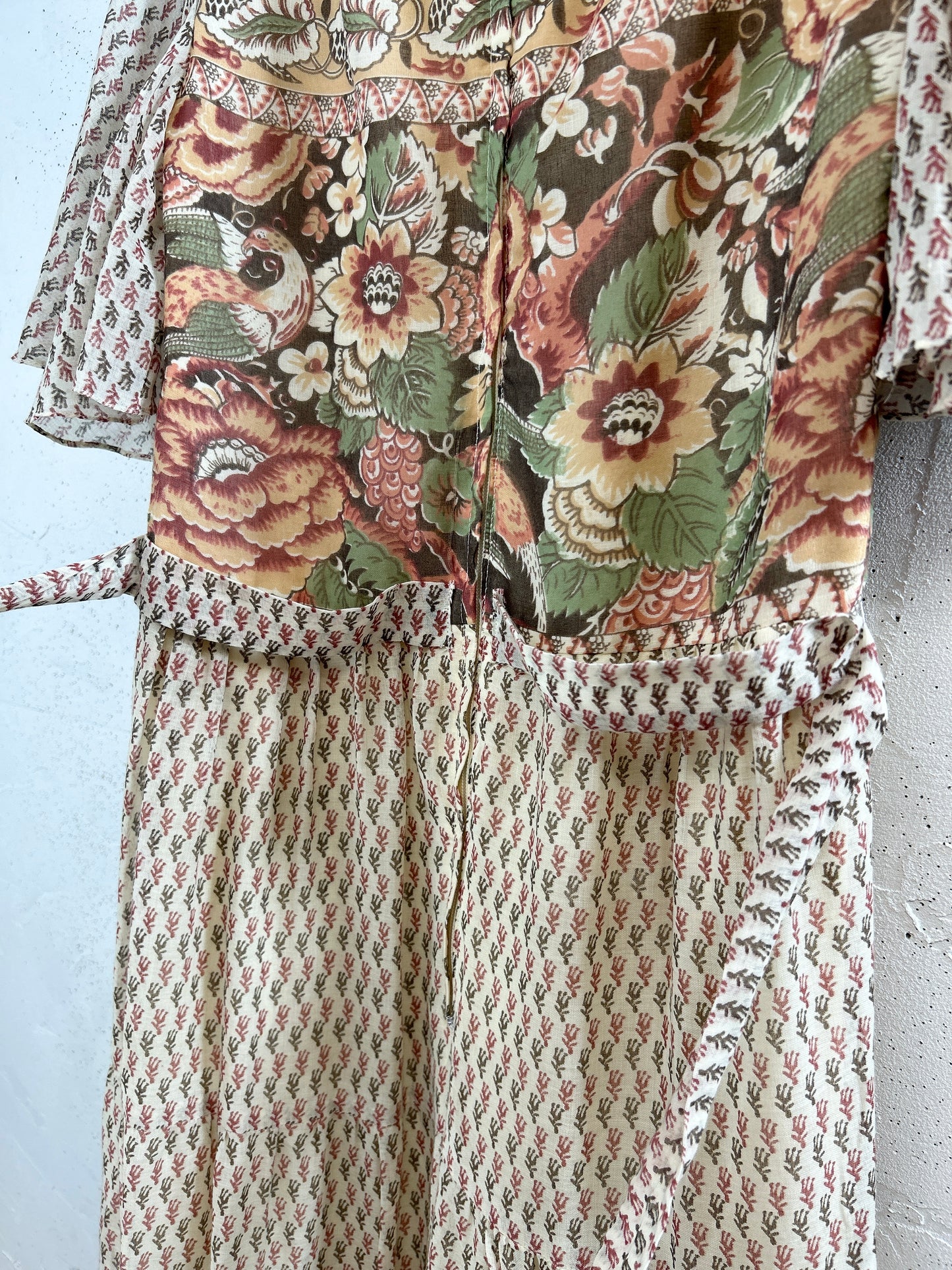 '70s Vintage Dress [F32571]