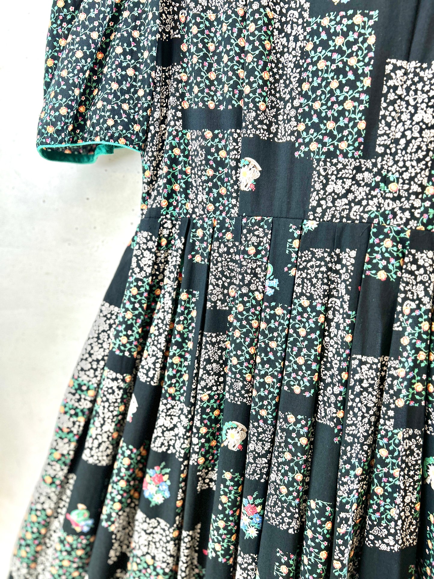 Vintage Tyrol Dress MADE IN AUSTRIA [H30928]
