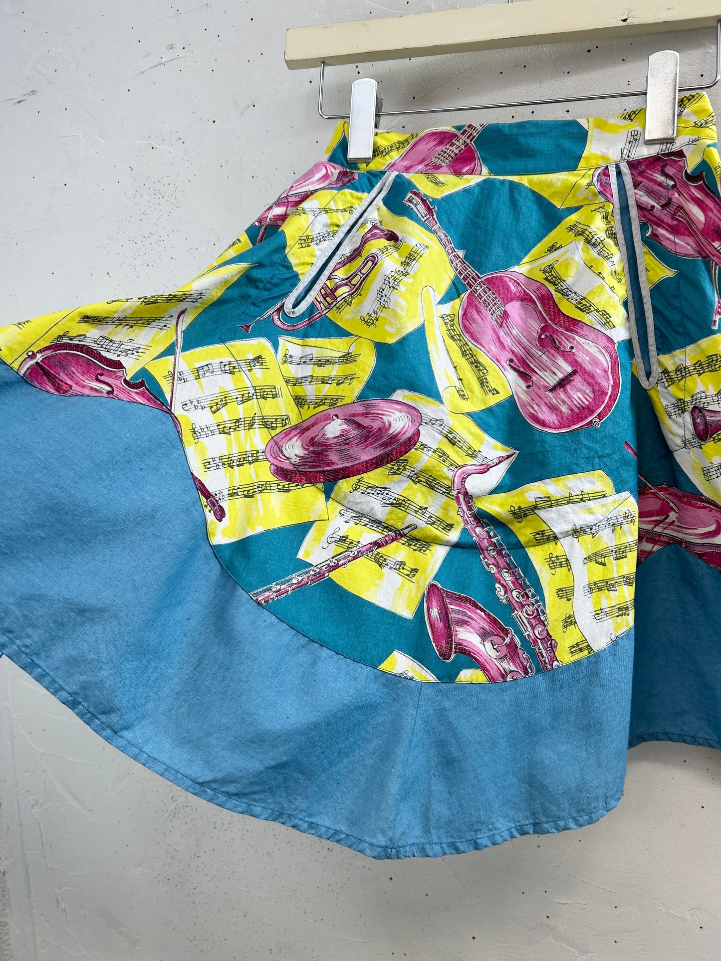 Vintage Apron [H33349]
