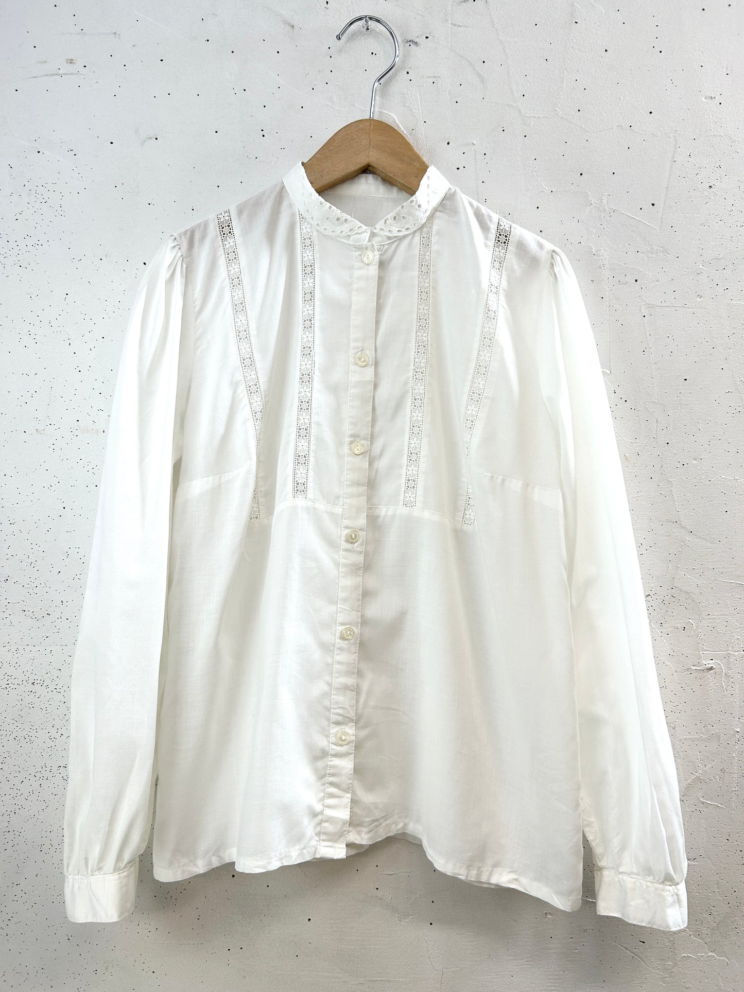 Vintage White Blouse [G32992]