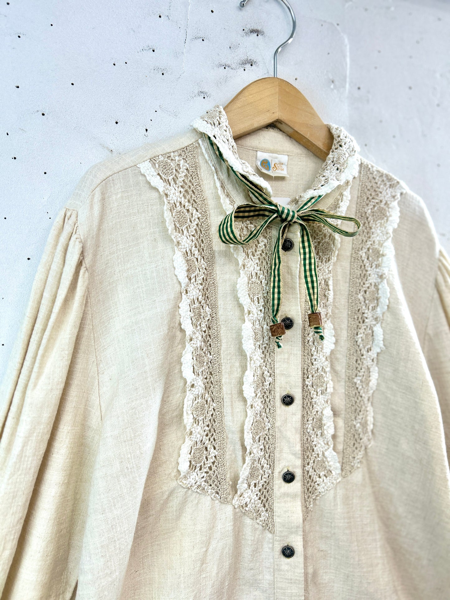 Vintage Tyrol Blouse  [A31295]