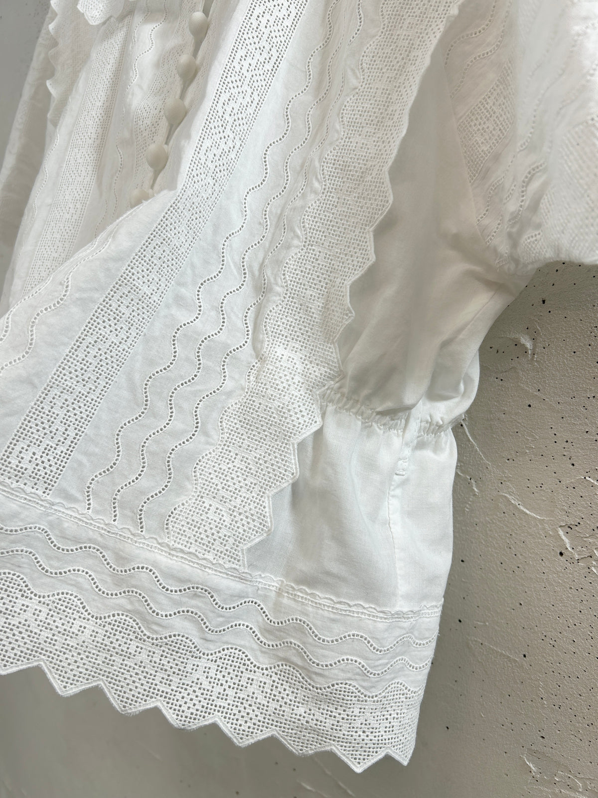 Vintage White Blouse [J34318]