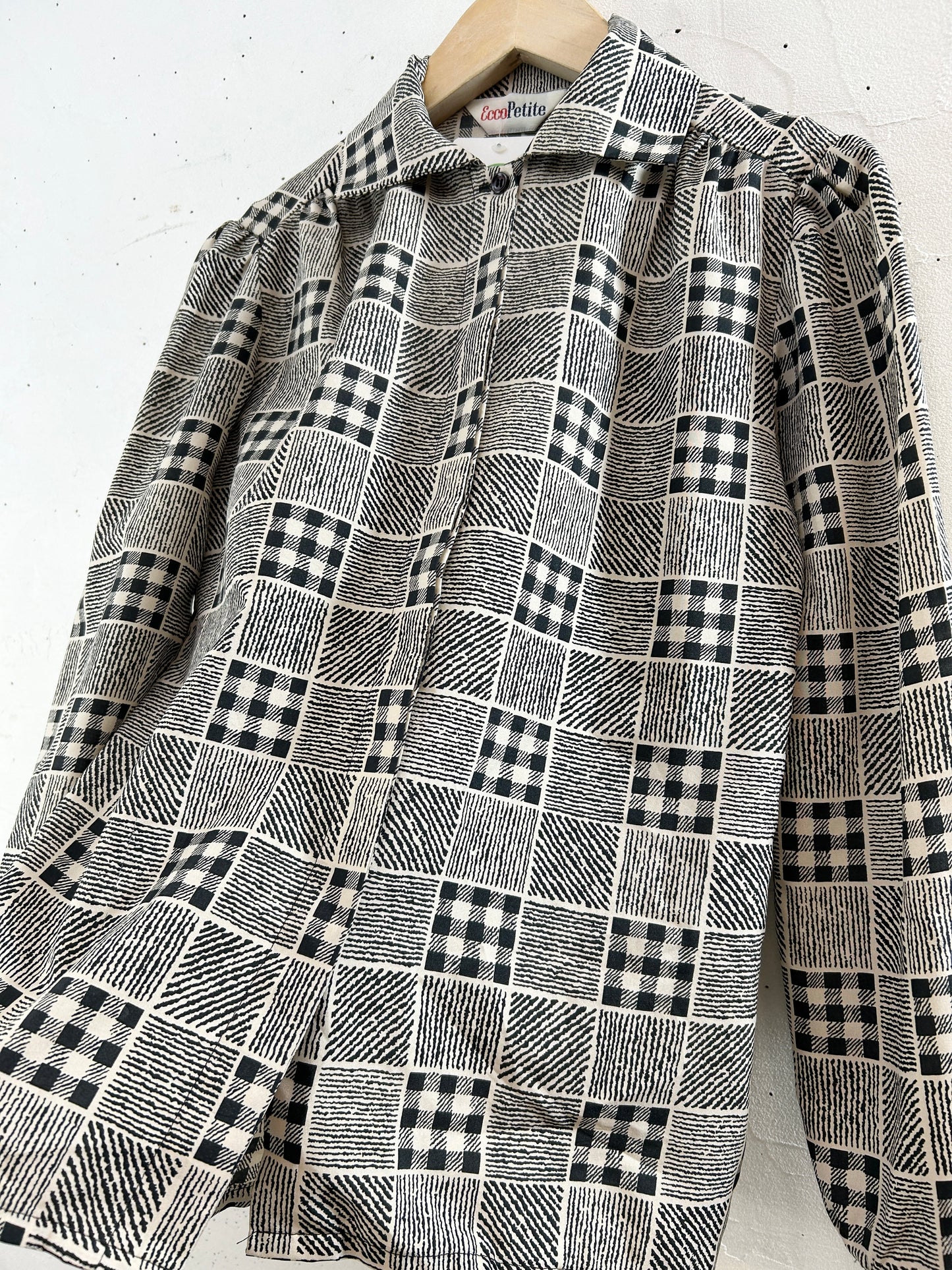 Vintage Shirt [J30499]