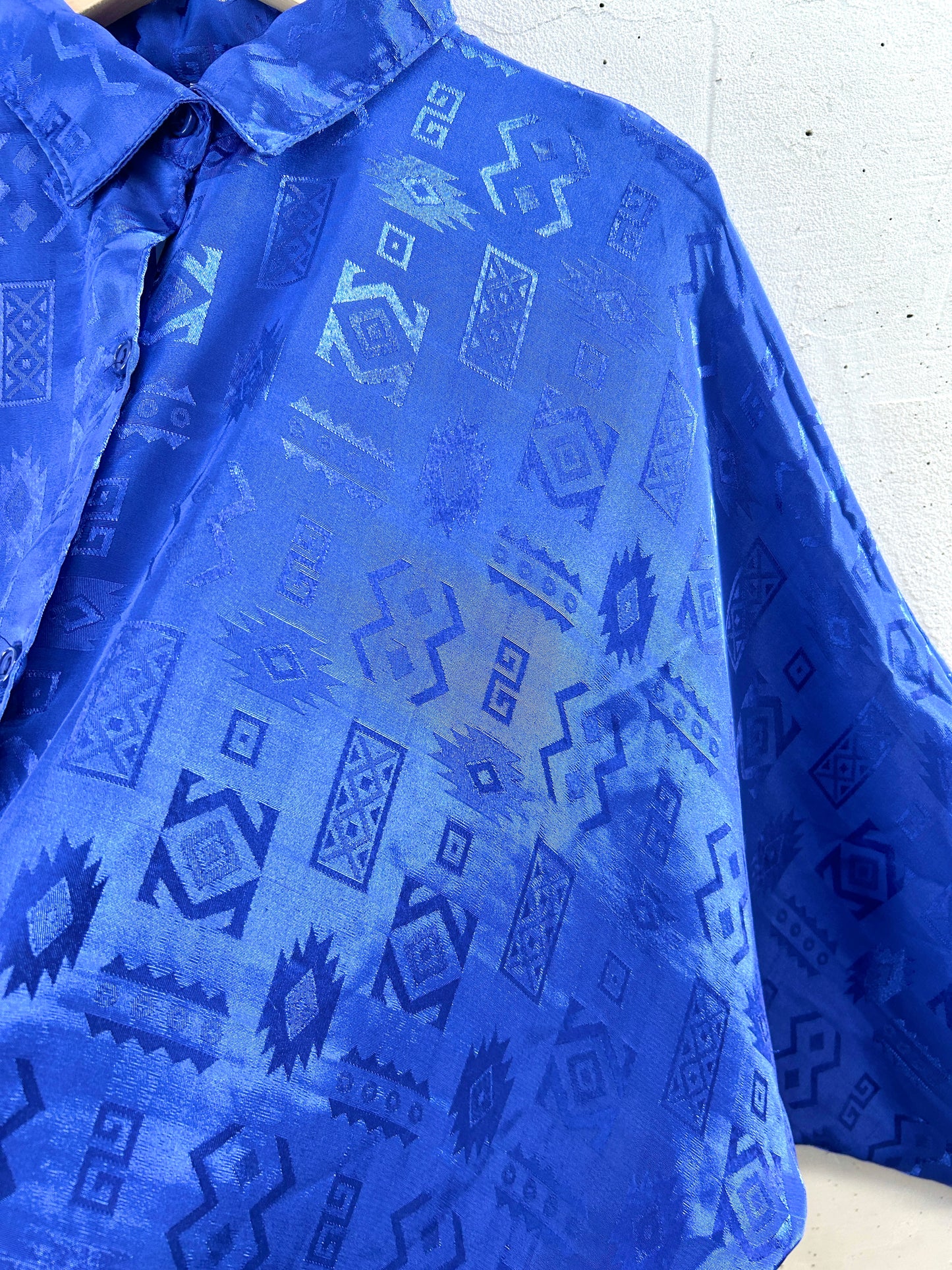 Vintage Native Shirt [H30974]