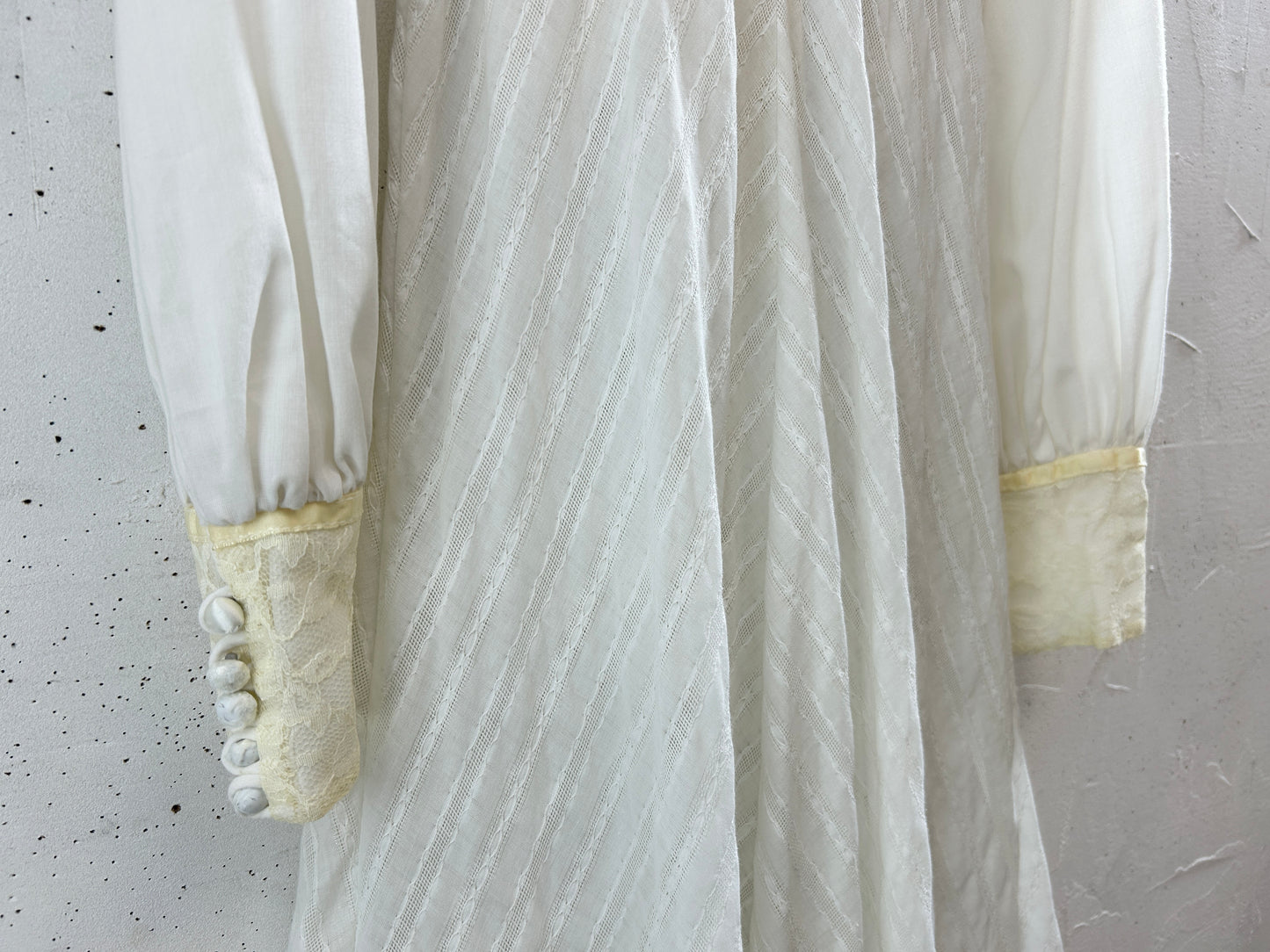 Vintage White Lace Dress [K30818]