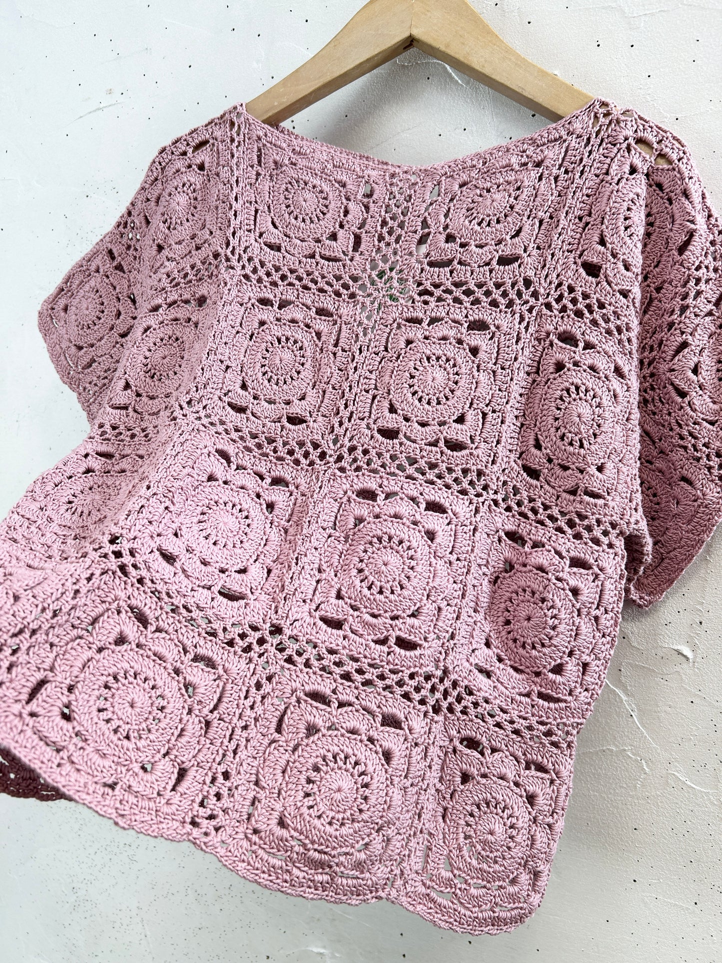 Vintage Crochet Tops [G33216]