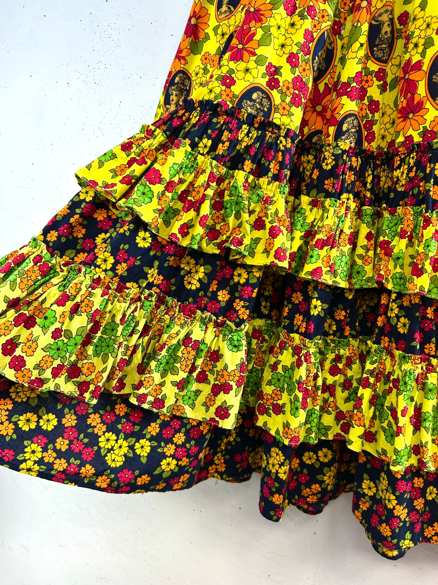 Vintage Skirt [F32696]
