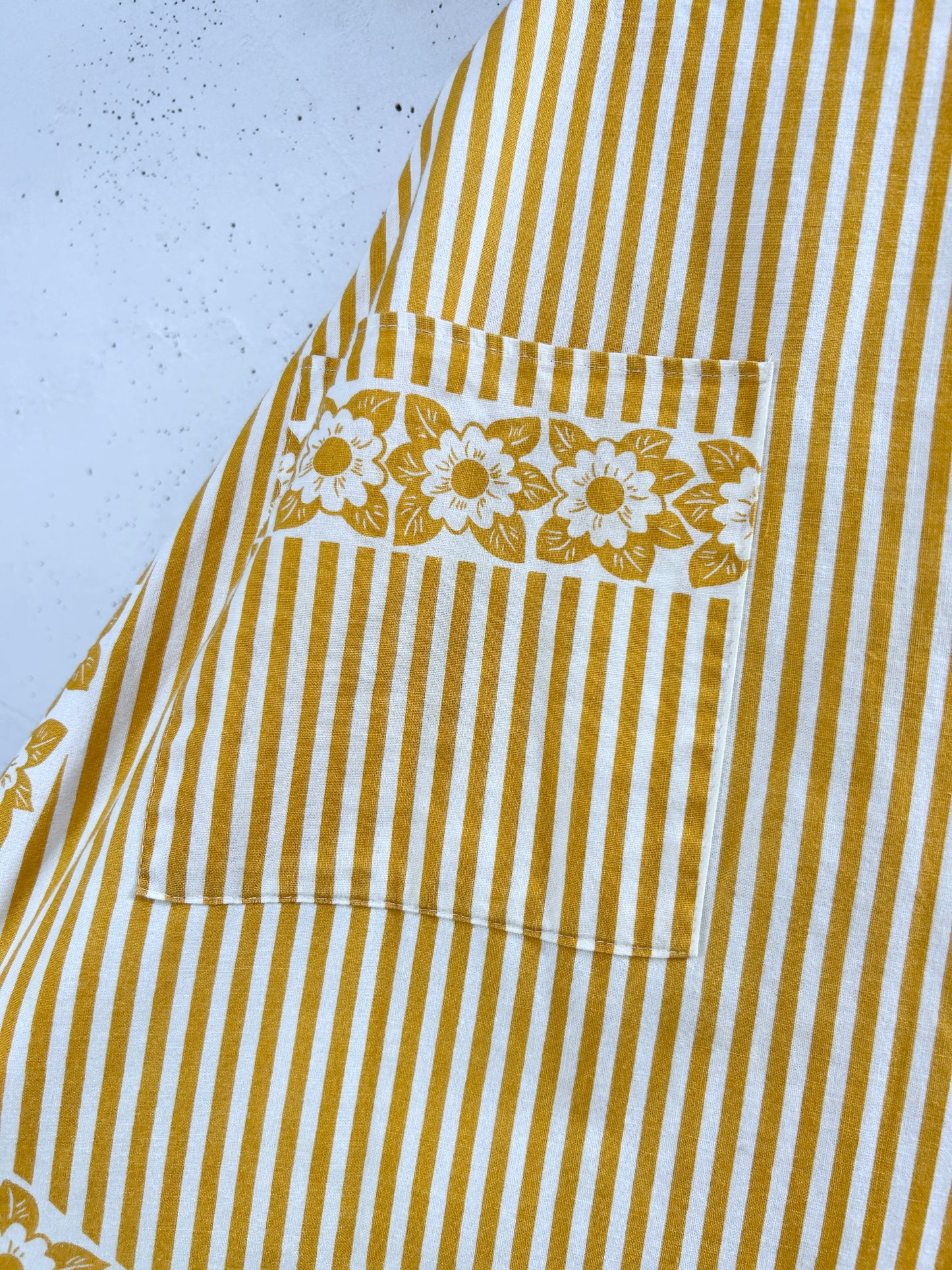 Vintage Apron [H33547]