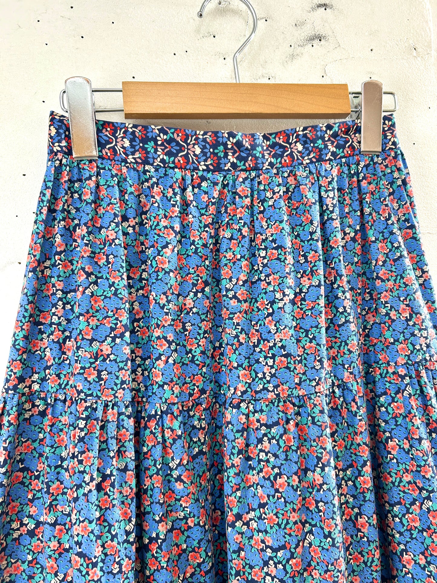 '70s Vintage flower Skirt [J30525]