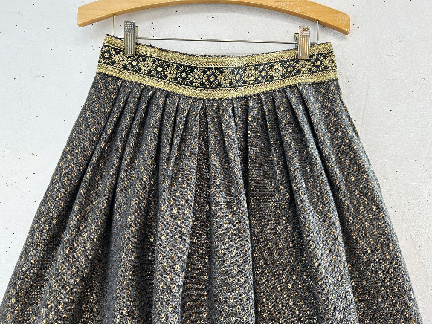 Vintage Skirt [A31339]