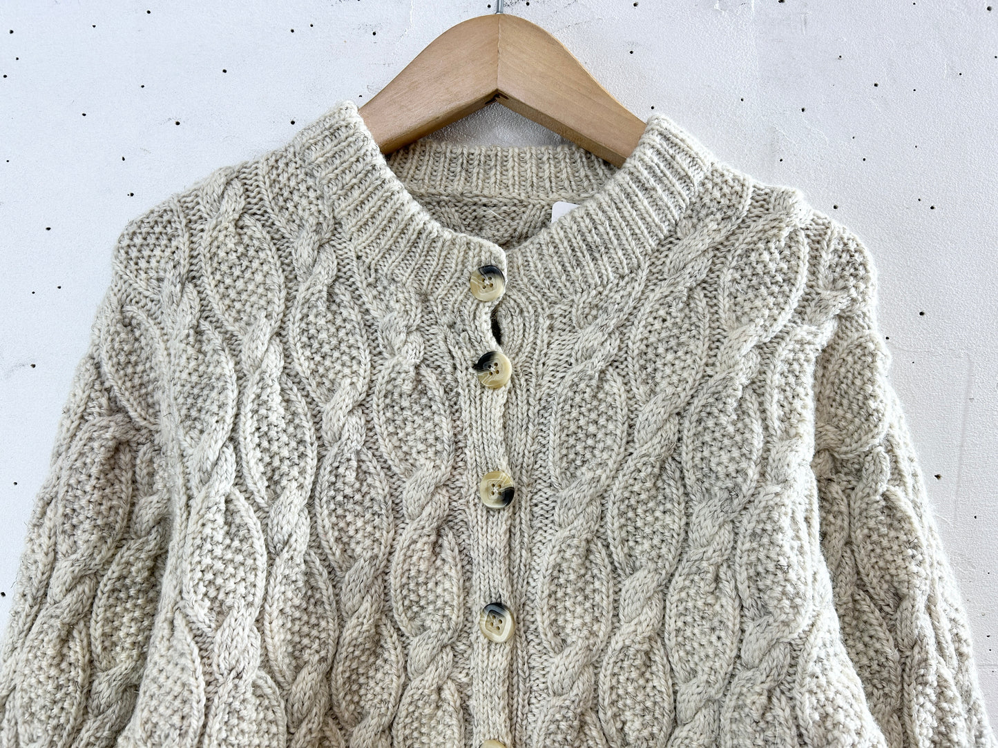 Vintage Knit Cardigan [J30571]