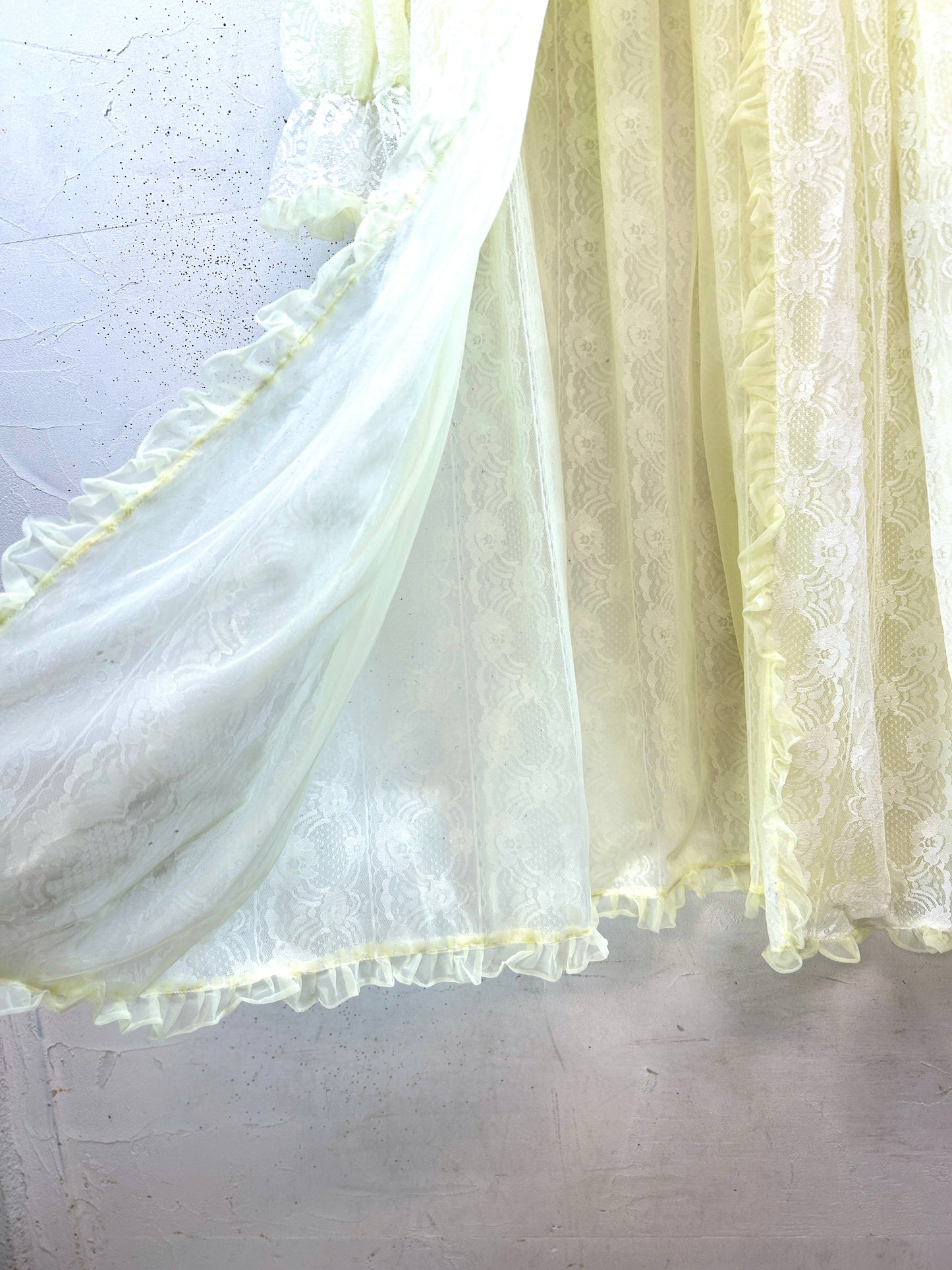 Vintage Lingerie Lace Gown [B31671]