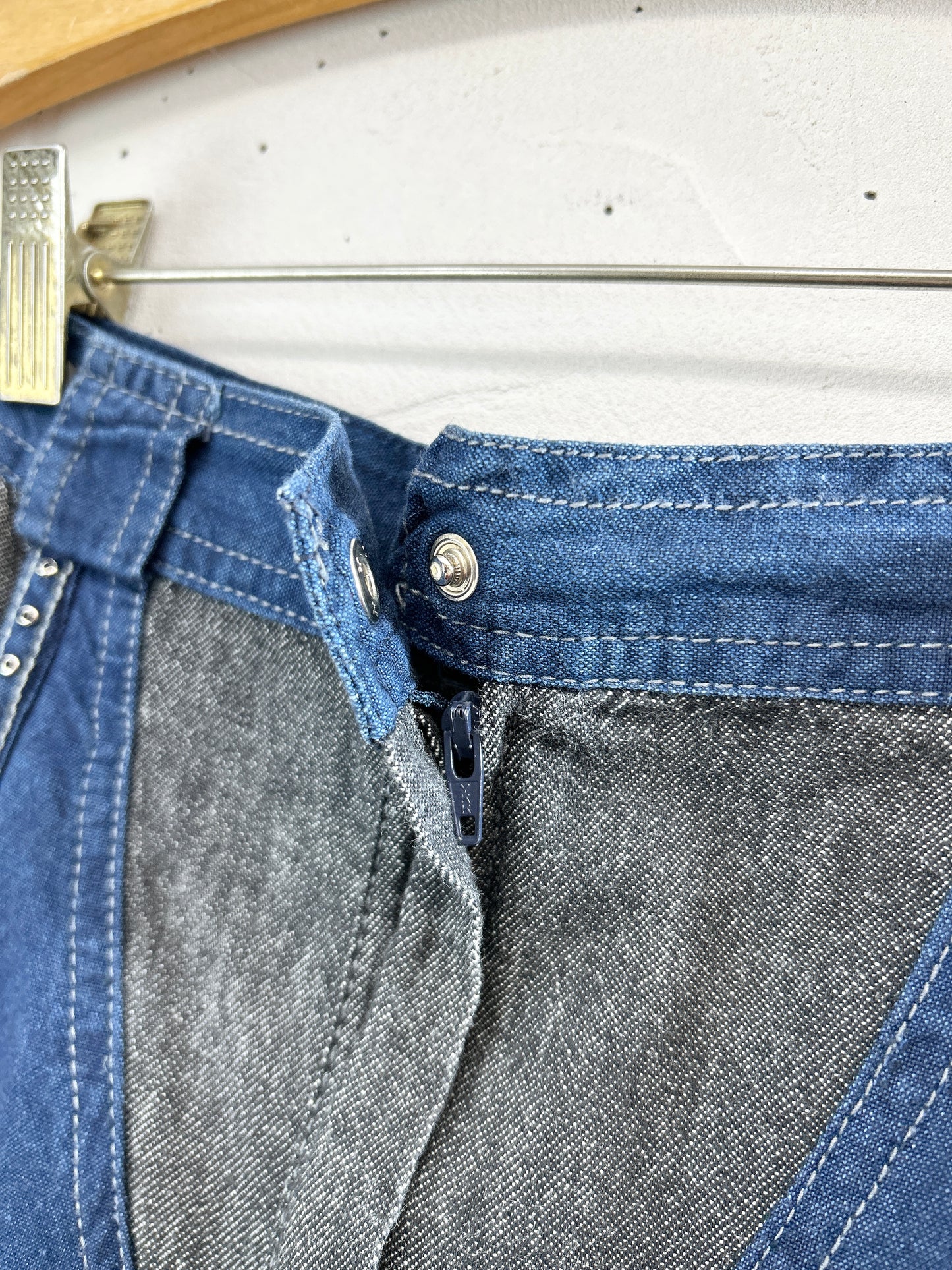 Vintage Denim Pants 〜MOSCHINO〜 Made in Italy [B31513]