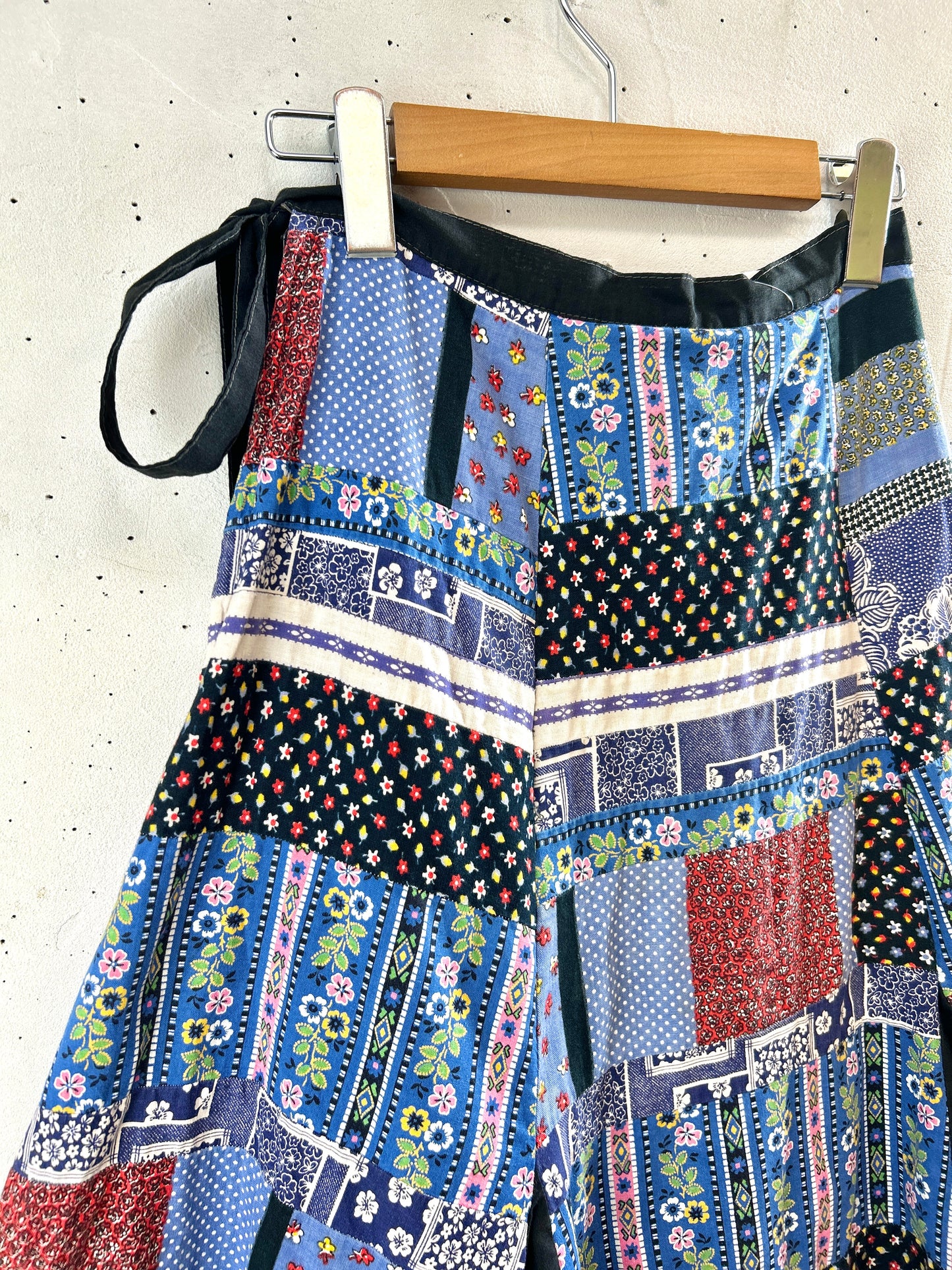 70s Vintage Skirt MADE IN INGLAND [H30981]