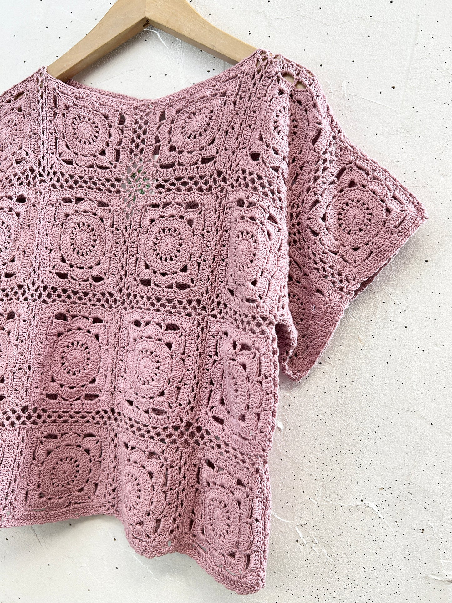Vintage Crochet Tops [G33216]