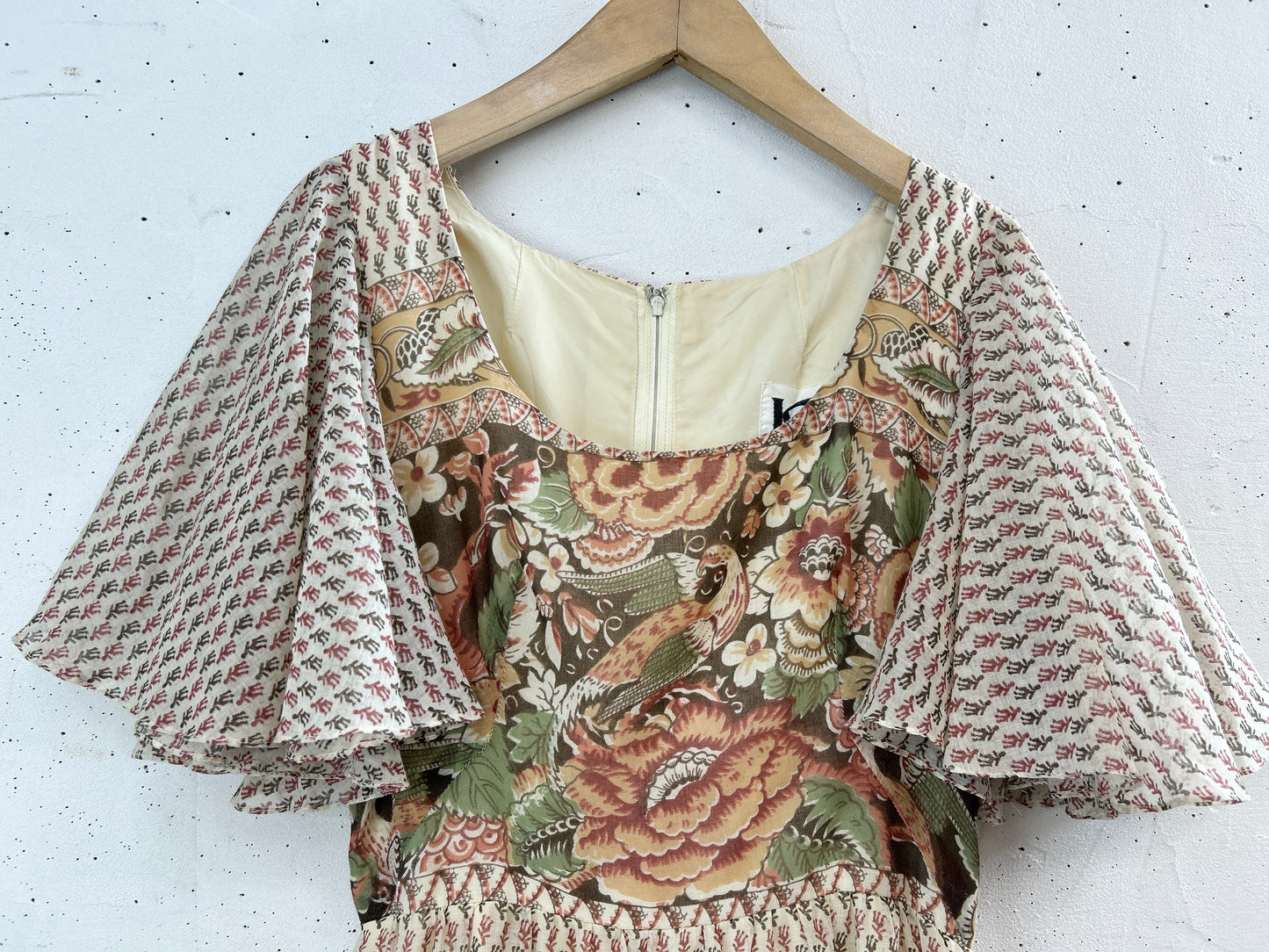 '70s Vintage Dress [F32571]