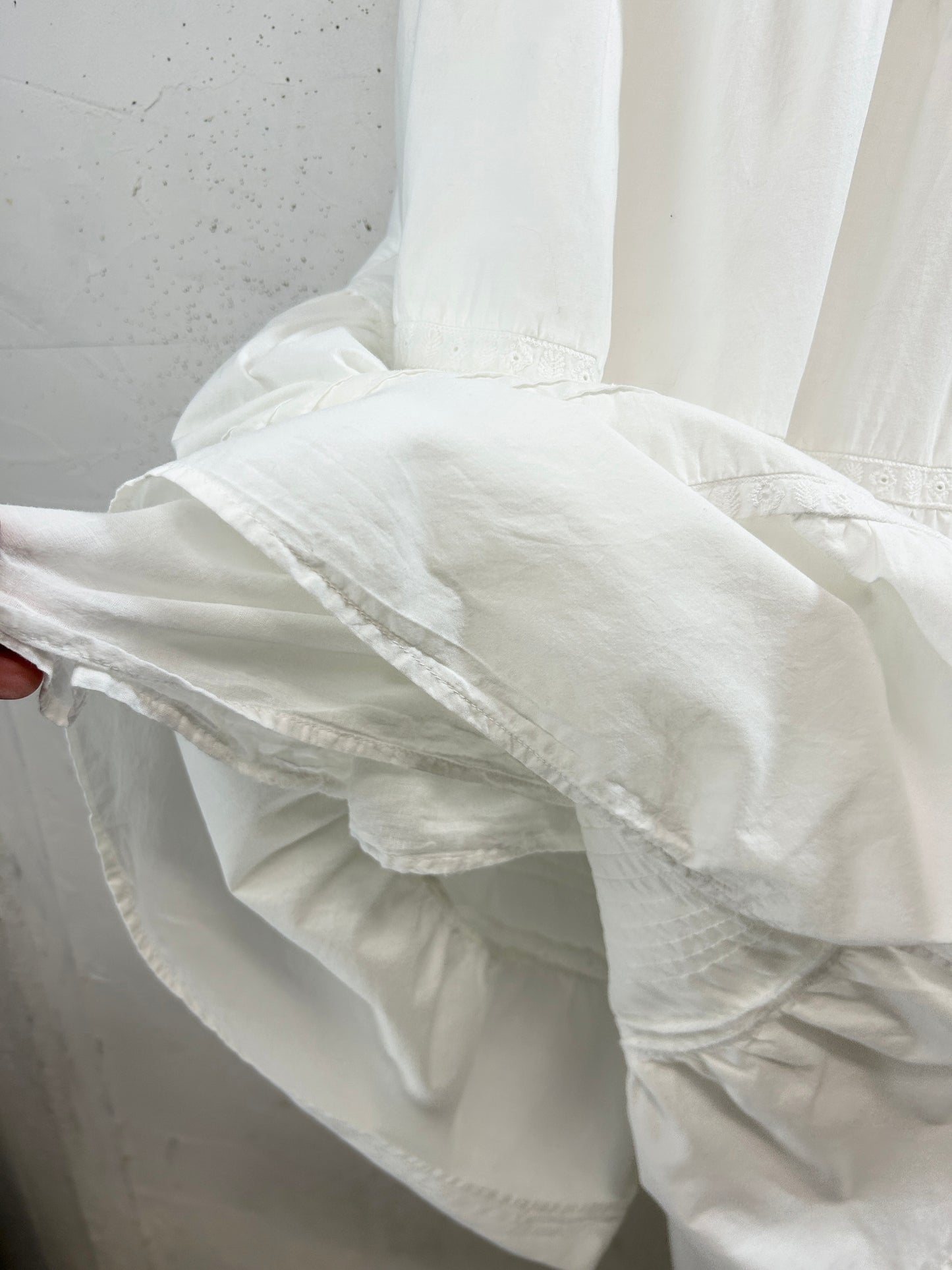 Vintage White Skirt [B31604]