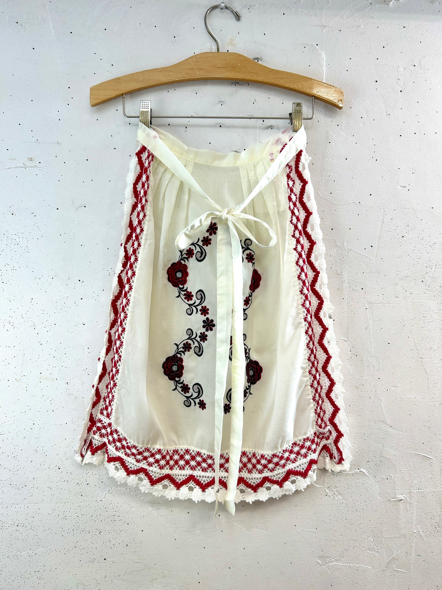 Vintage Embroidery Apron [F32914]