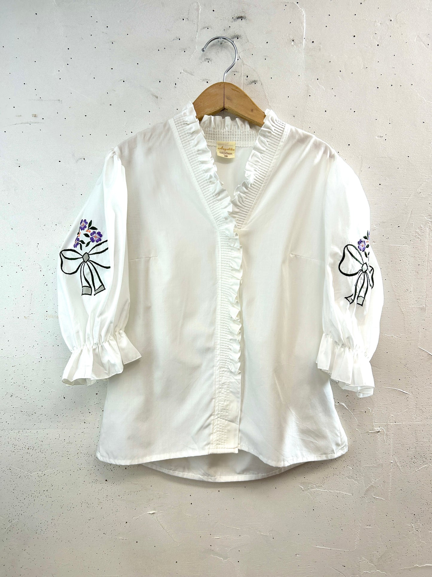 Vintage Tyrol Blouse  [B31696]