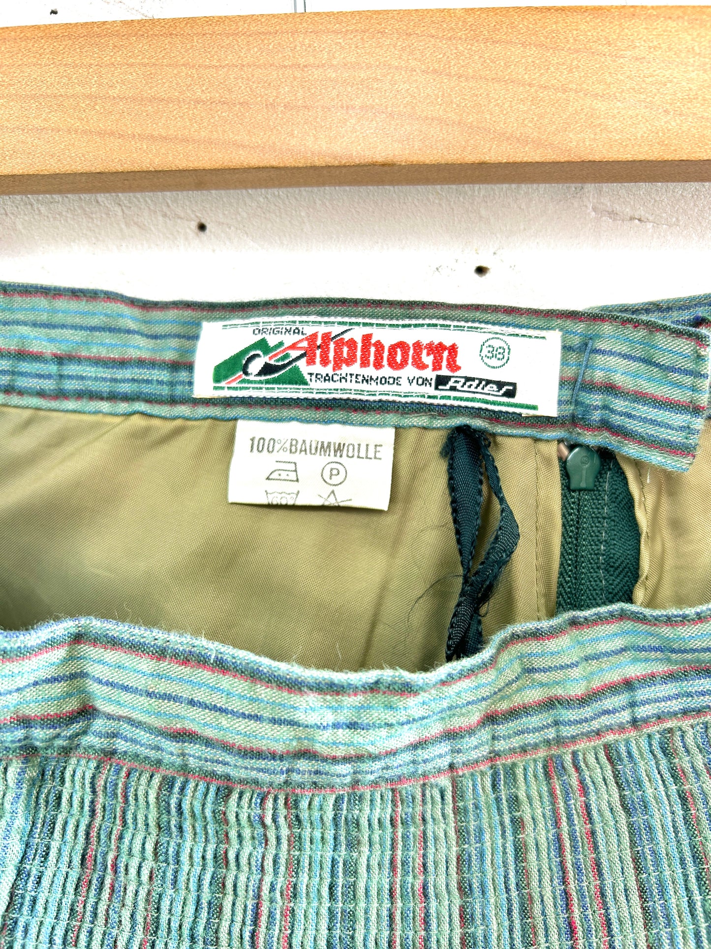 Vintage Tyrol Skirt [L30994]